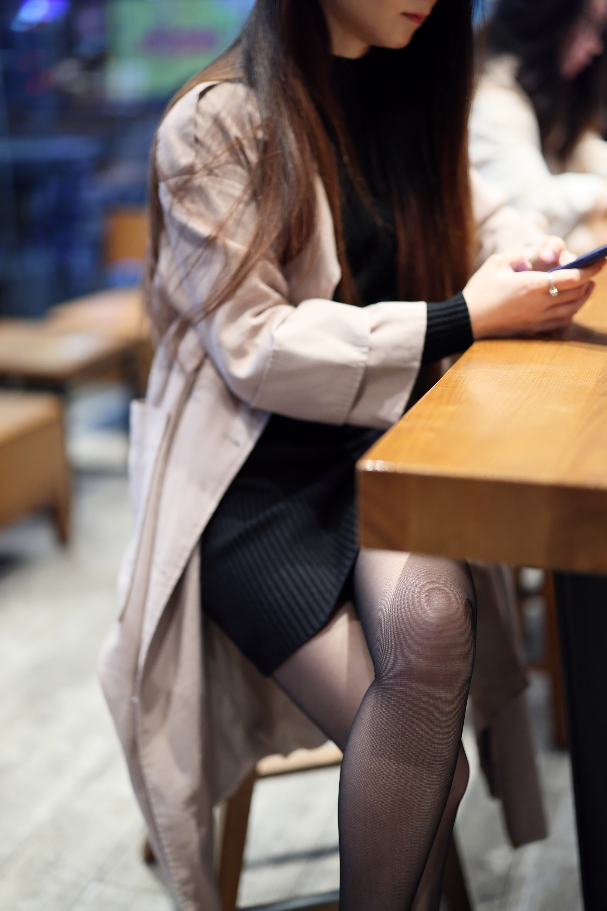  街拍鸭,魔镜街拍,丝袜,裙装,美女,街拍,写真套图,IMiss爱蜜社