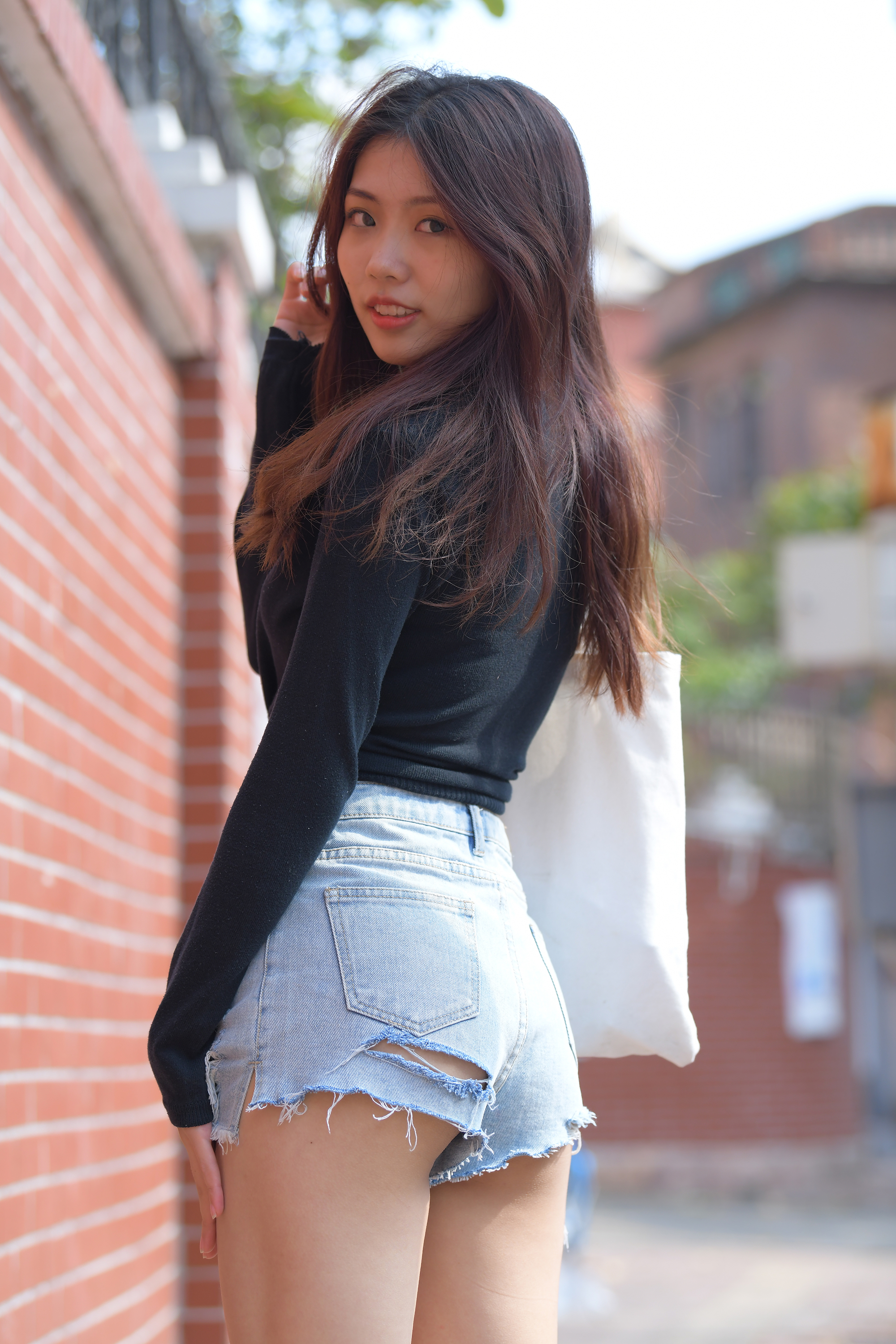  街拍鸭,魔镜街拍,热裤,人妻,街拍,写真套图,这个泡泡就是逊啦