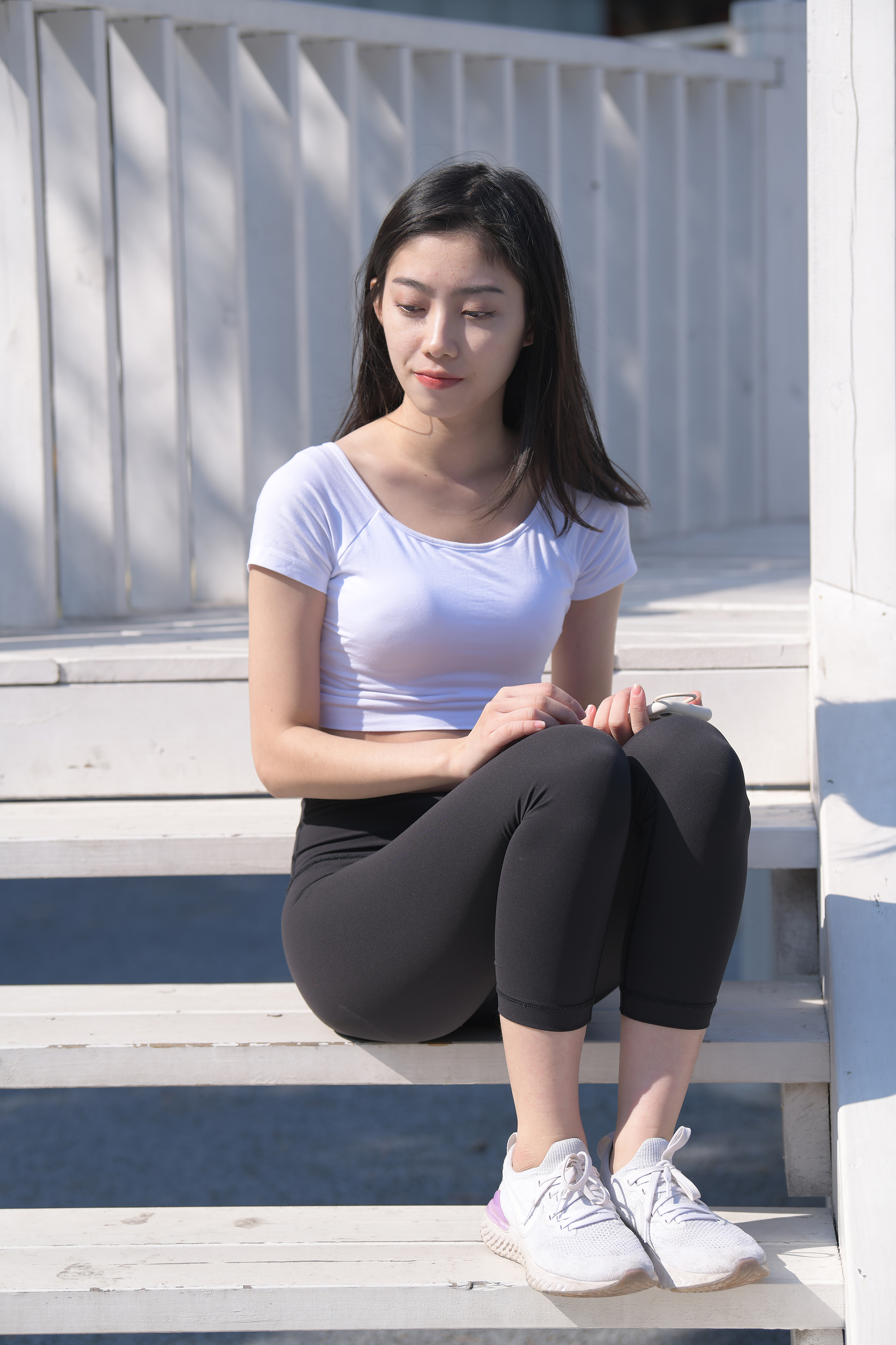  街拍鸭,魔镜街拍,紧身裤,美女,街拍,写真套图,鬼畜瑶