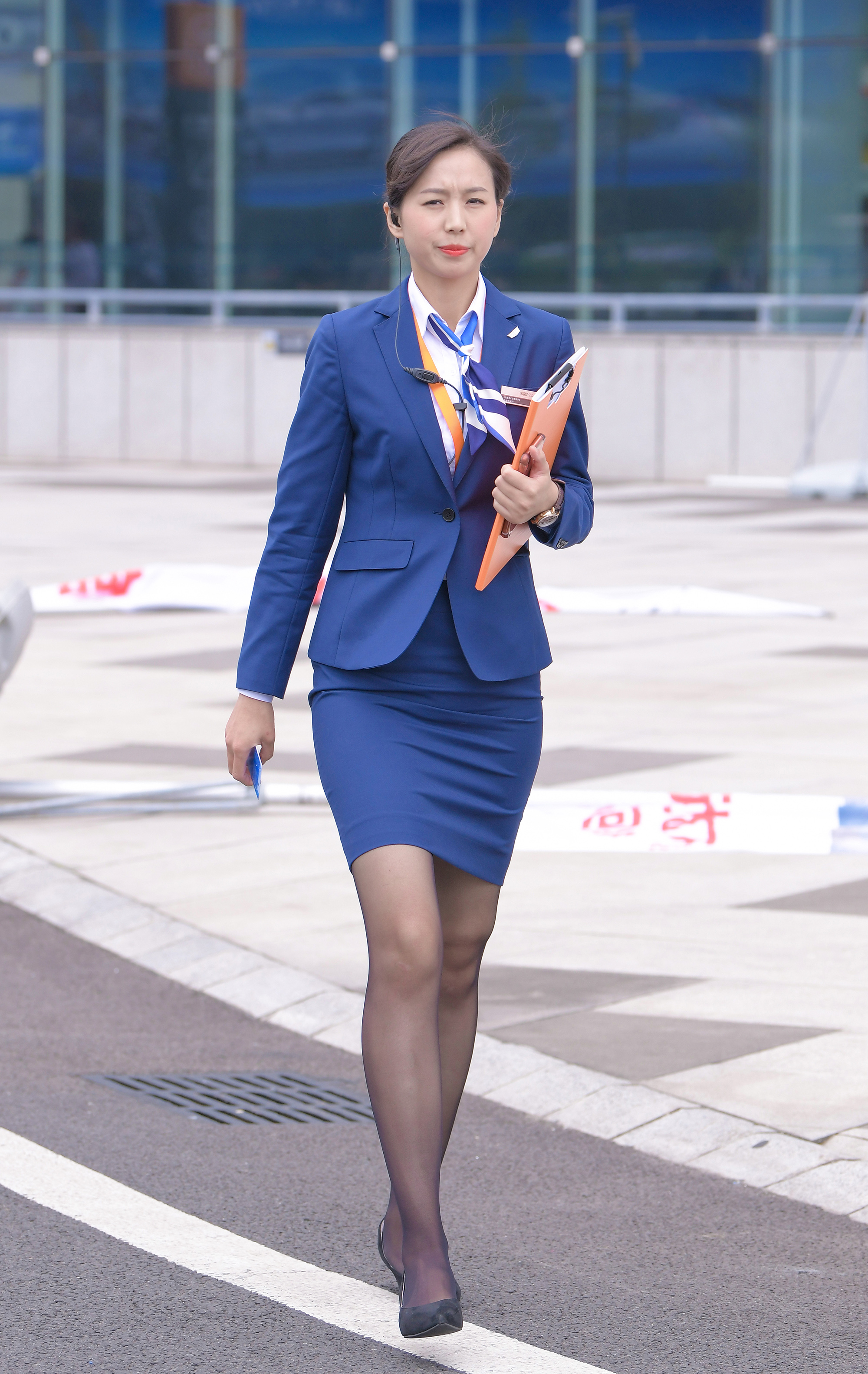  魔镜街拍,丝袜,裙装,人妻,街拍,写真套图,LISS丽丝映像