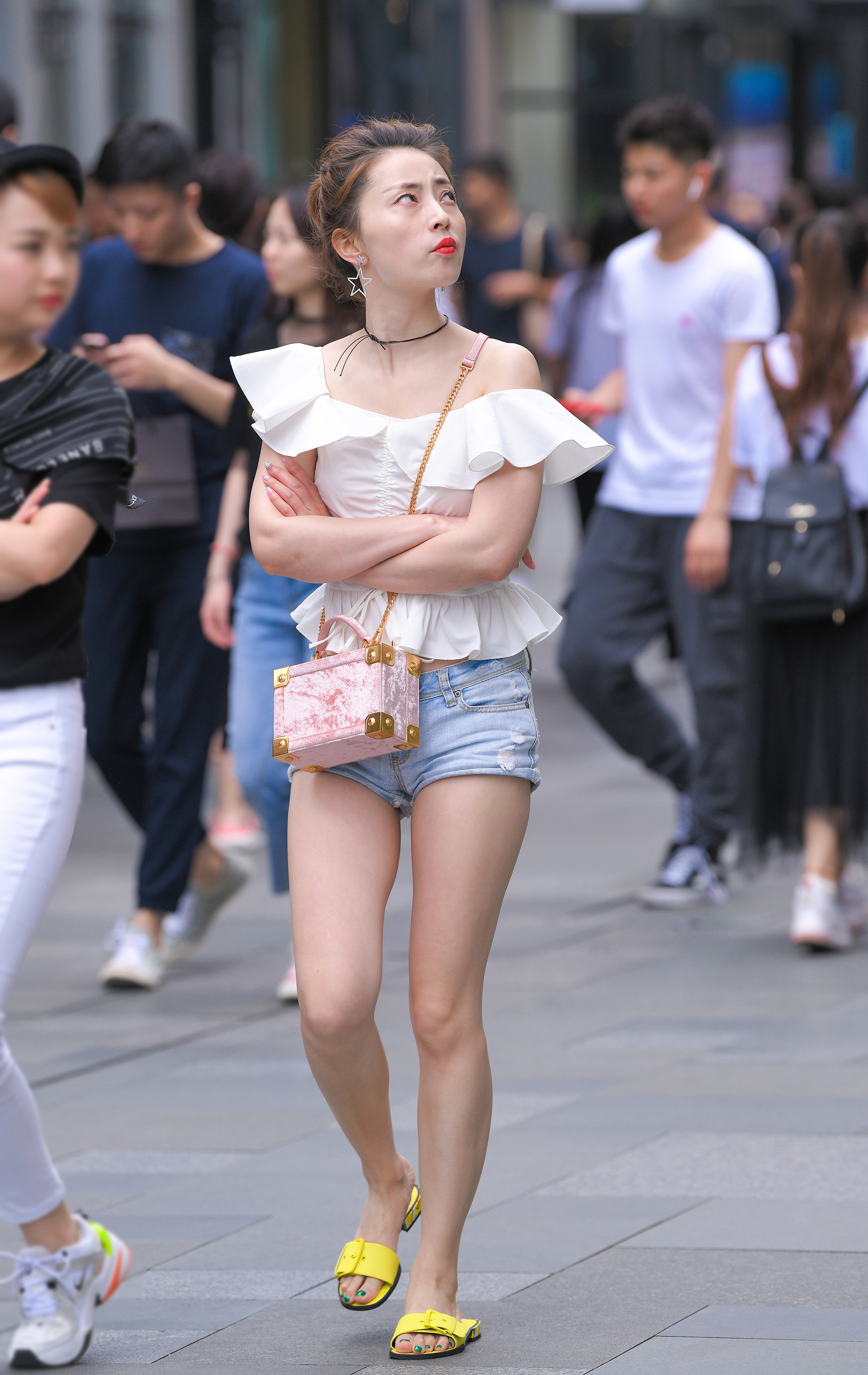  魔镜街拍,热裤,小姐姐,街拍,写真套图,九九八XY