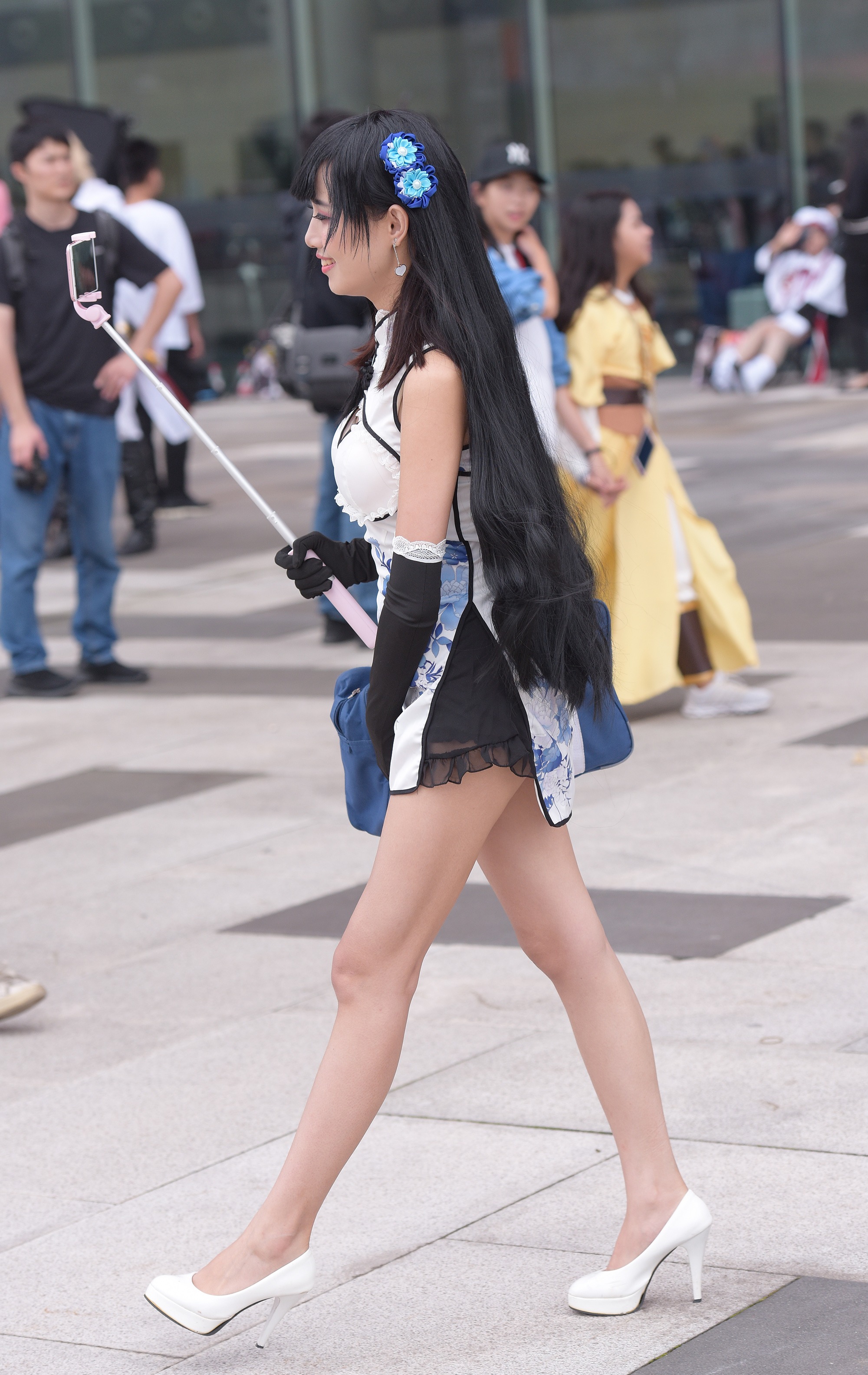  魔镜街拍,裙装,少妇,街拍,写真套图,MyGirl美媛馆