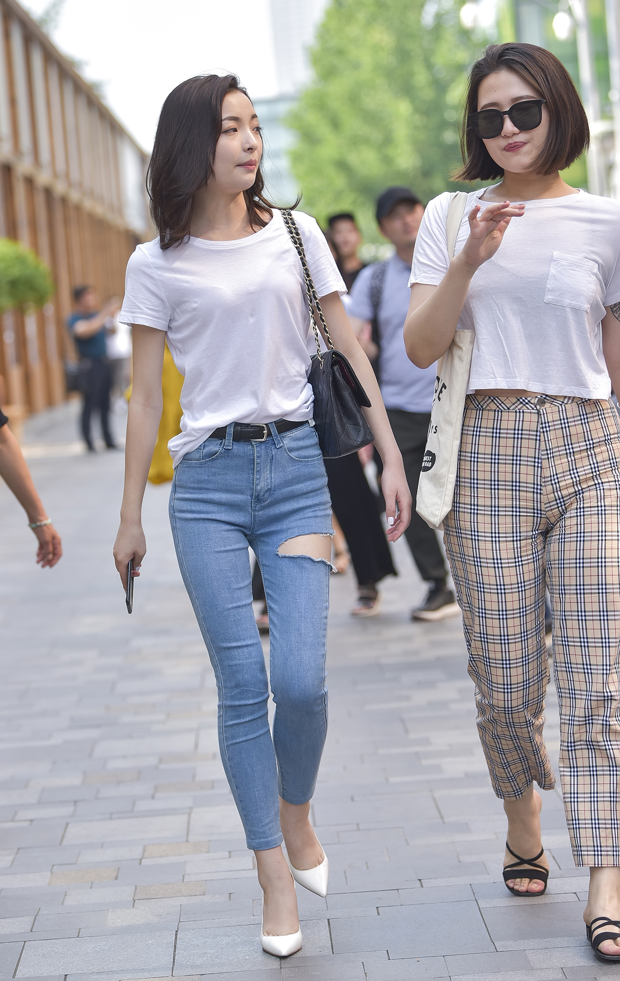  魔镜街拍,,熟女,街拍,写真套图,稚颜酱