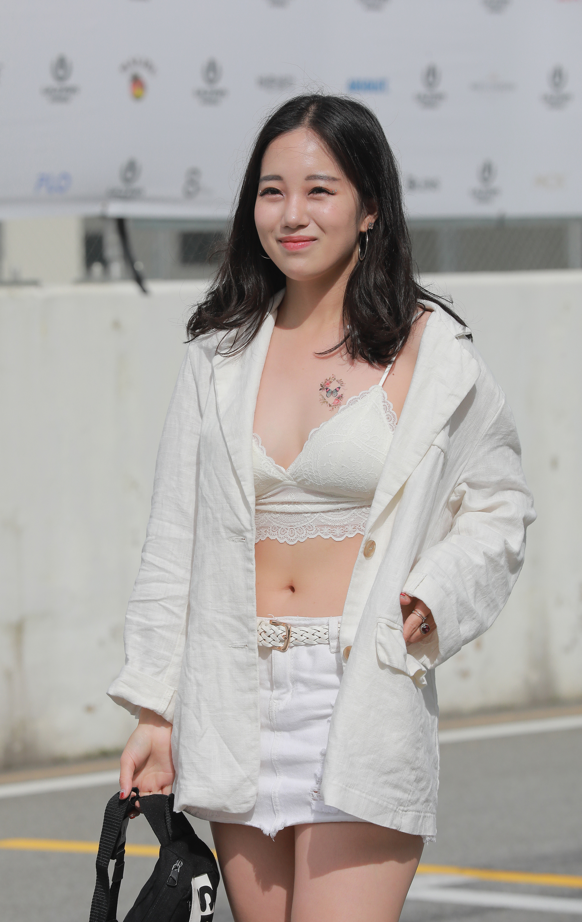  魔镜街拍,裙装,美女,街拍,写真套图,这个泡泡就是逊啦