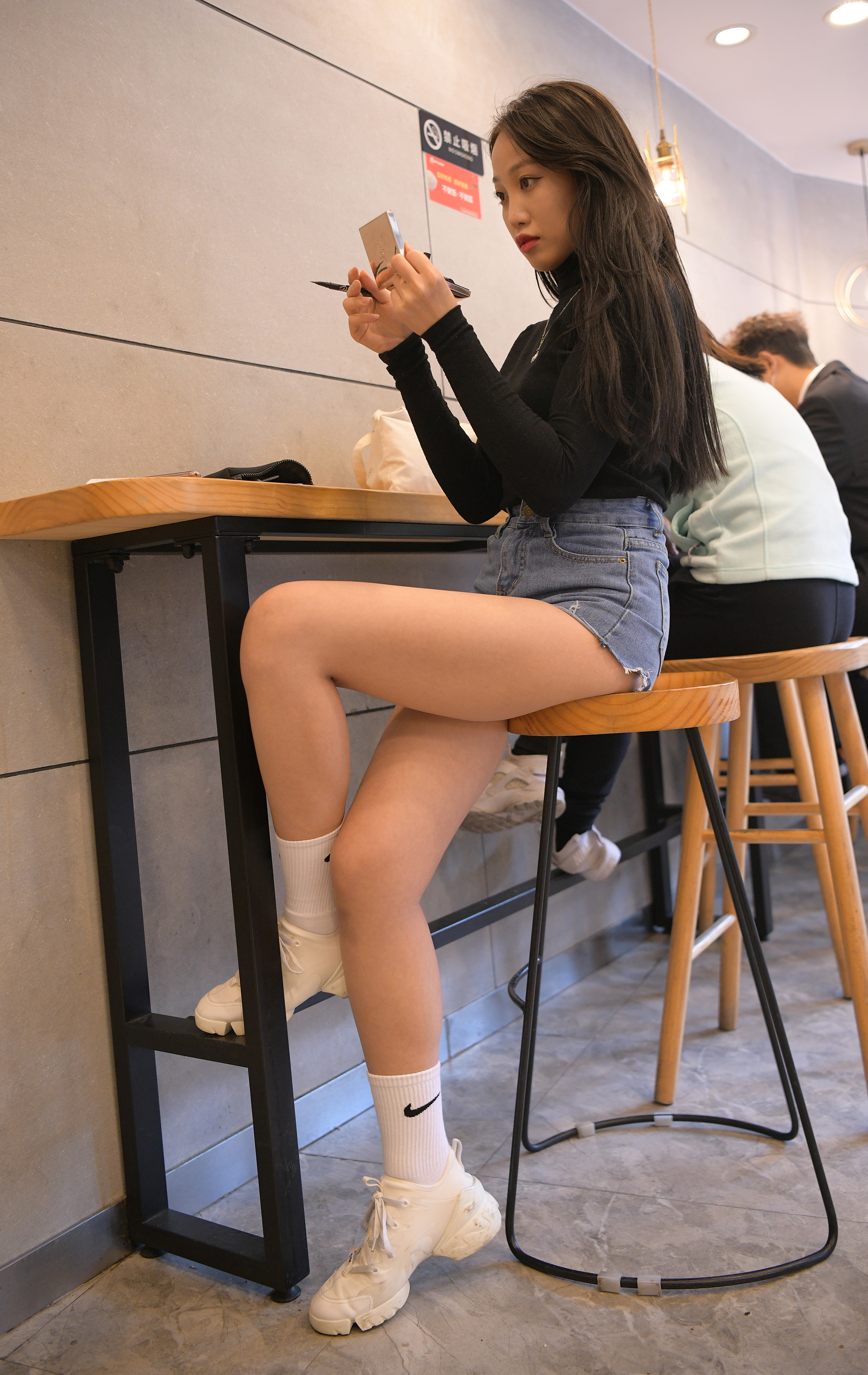  街拍鸭,魔镜街拍,热裤,熟女,街拍,写真套图,风之领域