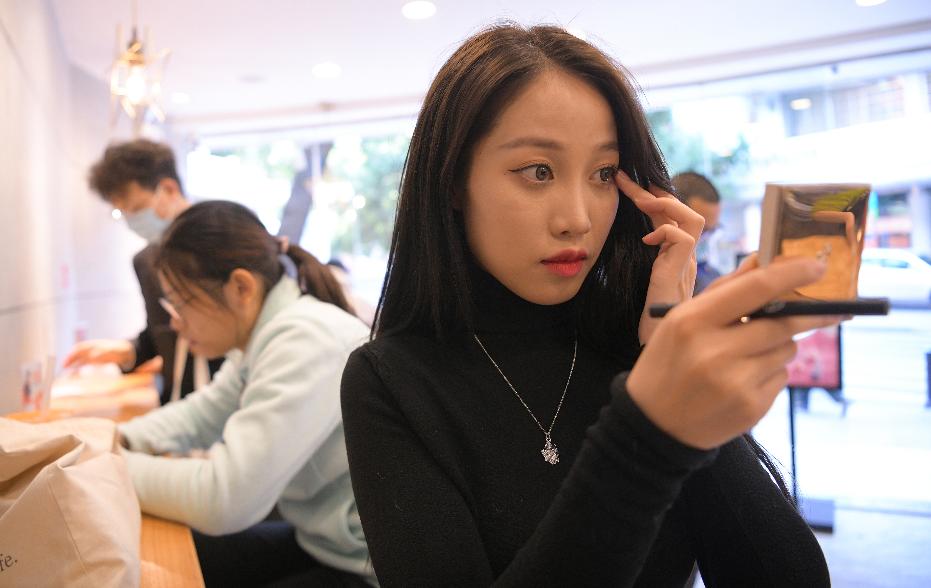  街拍鸭,魔镜街拍,热裤,熟女,街拍,写真套图,MintYe薄荷叶