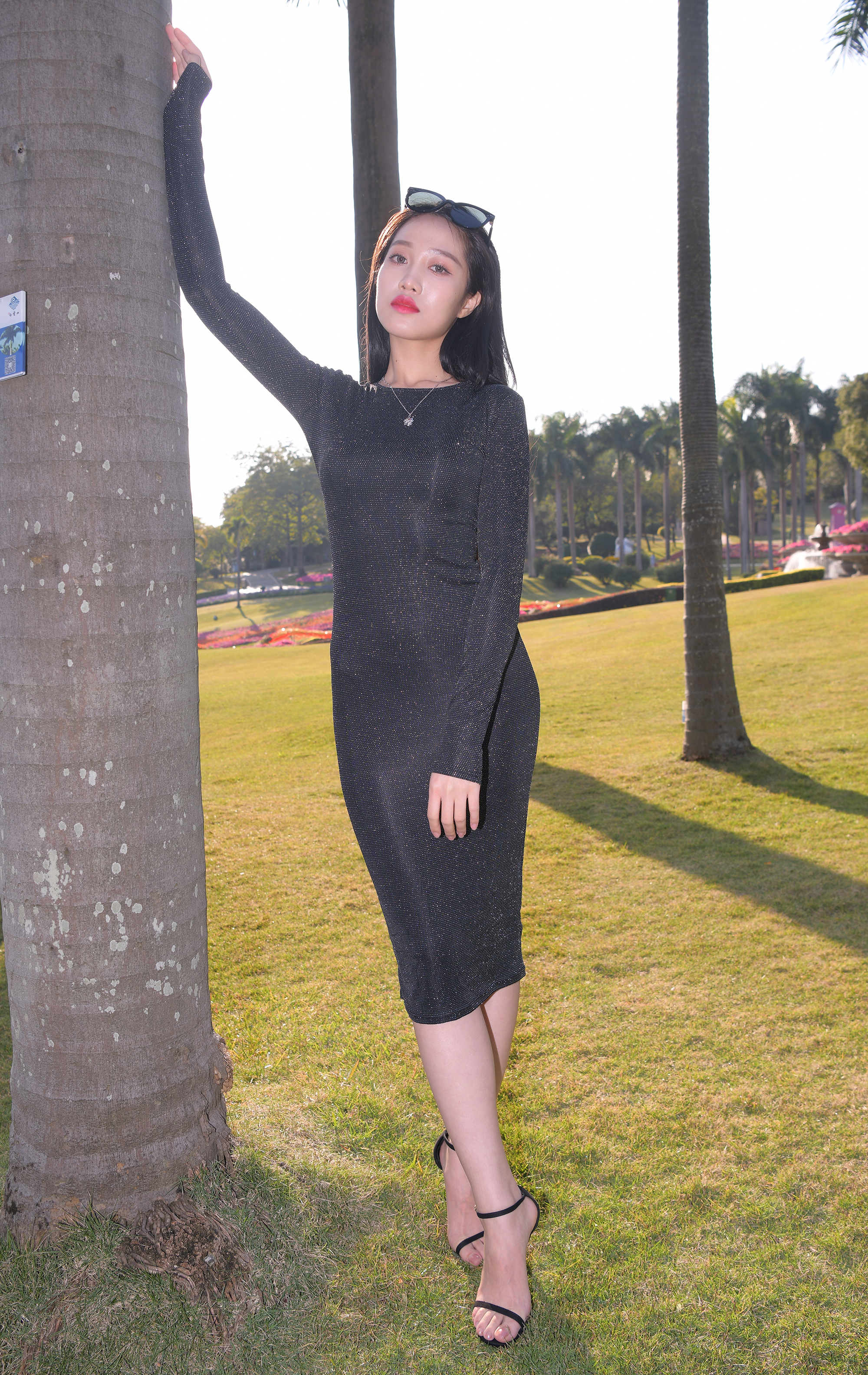  街拍鸭,魔镜街拍,裙装,美女,街拍,写真套图,Xiuren秀人网