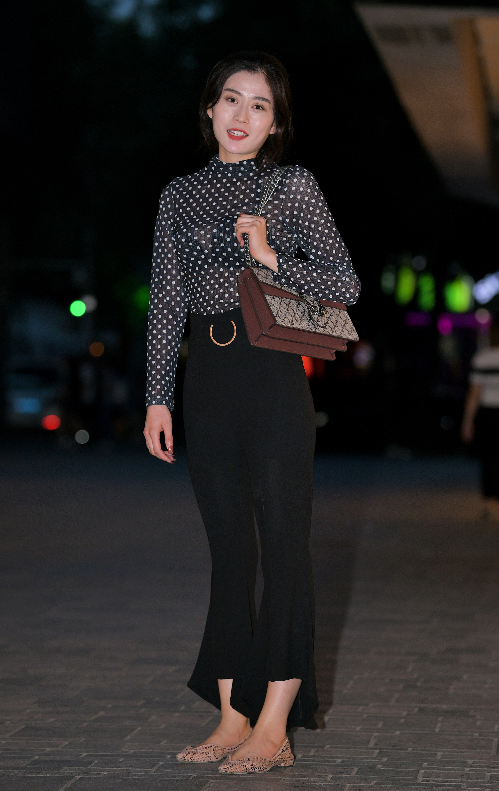  街拍鸭,魔镜街拍,,小姐姐,街拍,写真套图,TouTiao头条女神