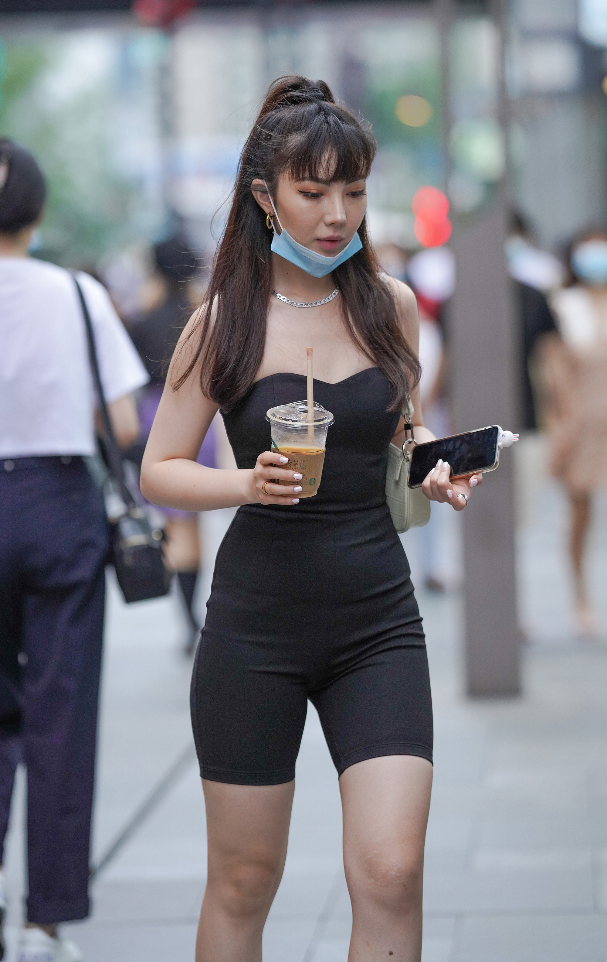  魔镜街拍,紧身裤,熟女,街拍,写真套图,LICCL丽绮映像