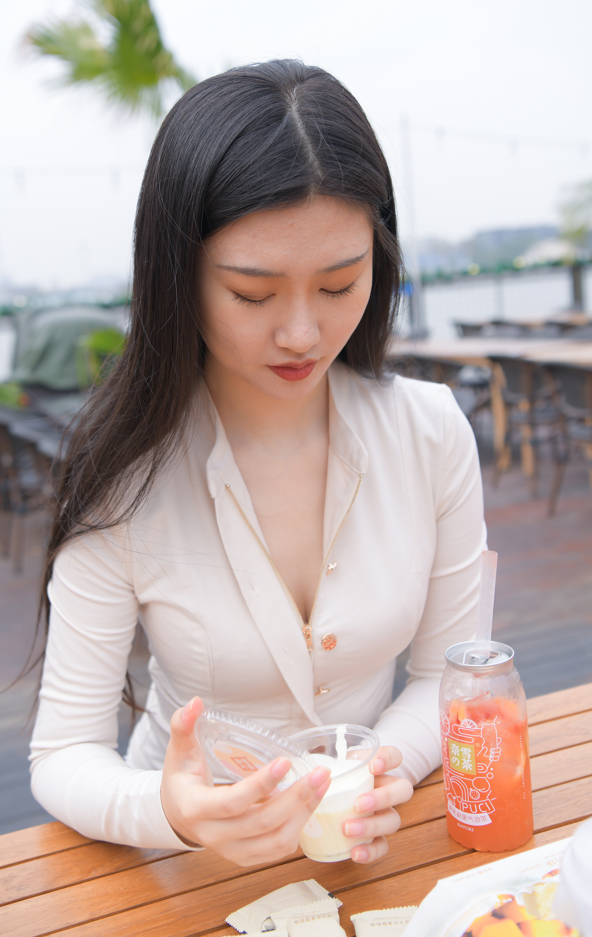 柳蕊 街拍鸭,魔镜街拍,紧身裤,人妻,街拍,写真套图,蠢沫沫