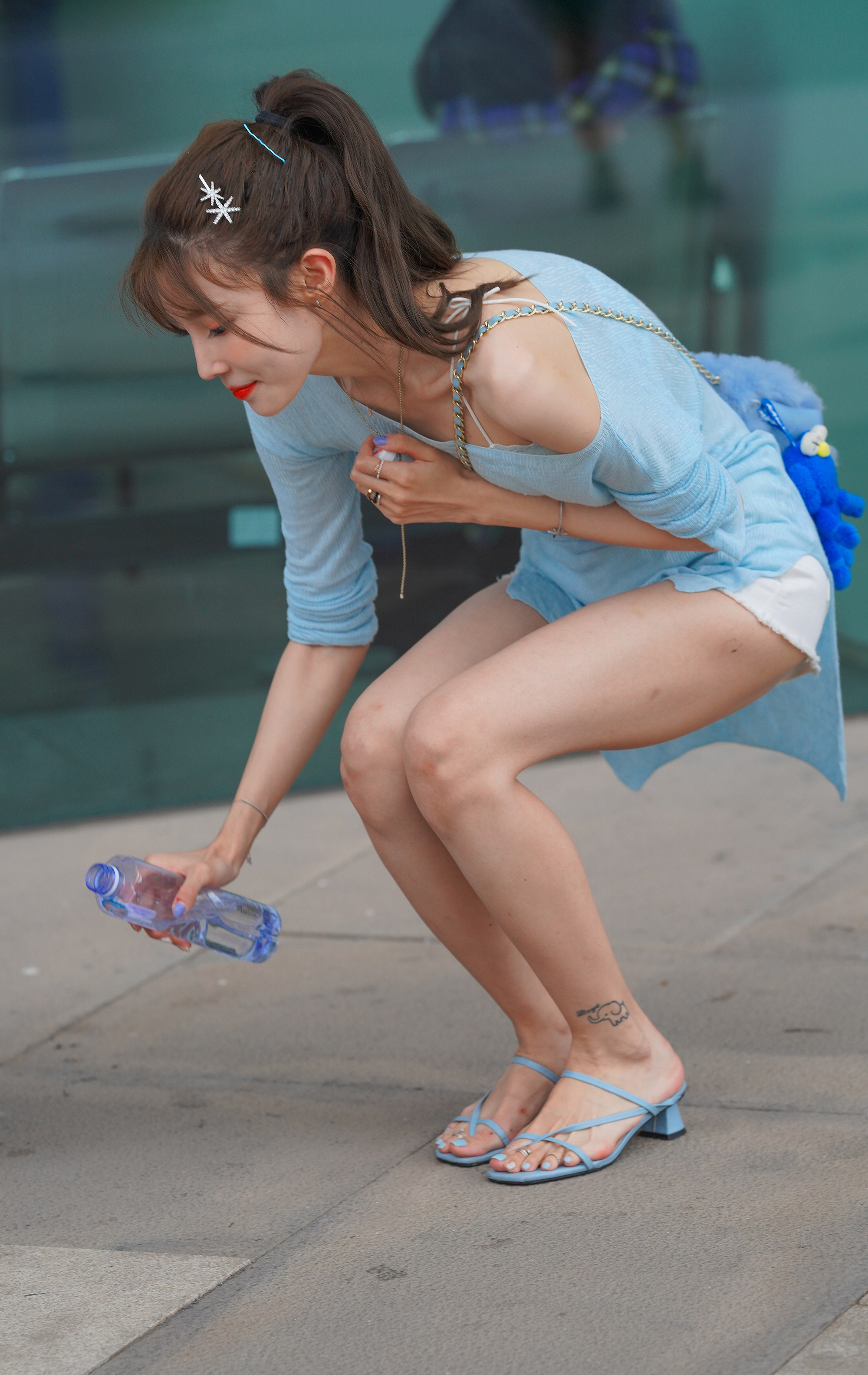  街拍鸭,魔镜街拍,热裤,熟女,街拍,写真套图,Taste顽味生活