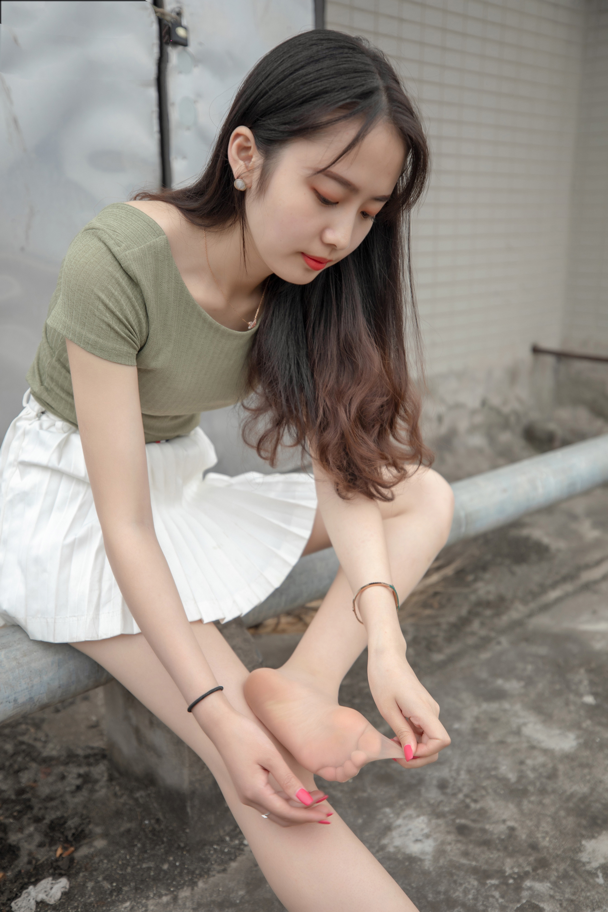  街拍鸭,魔镜街拍,丝袜,裙装,美女,街拍,写真套图,妖君白研