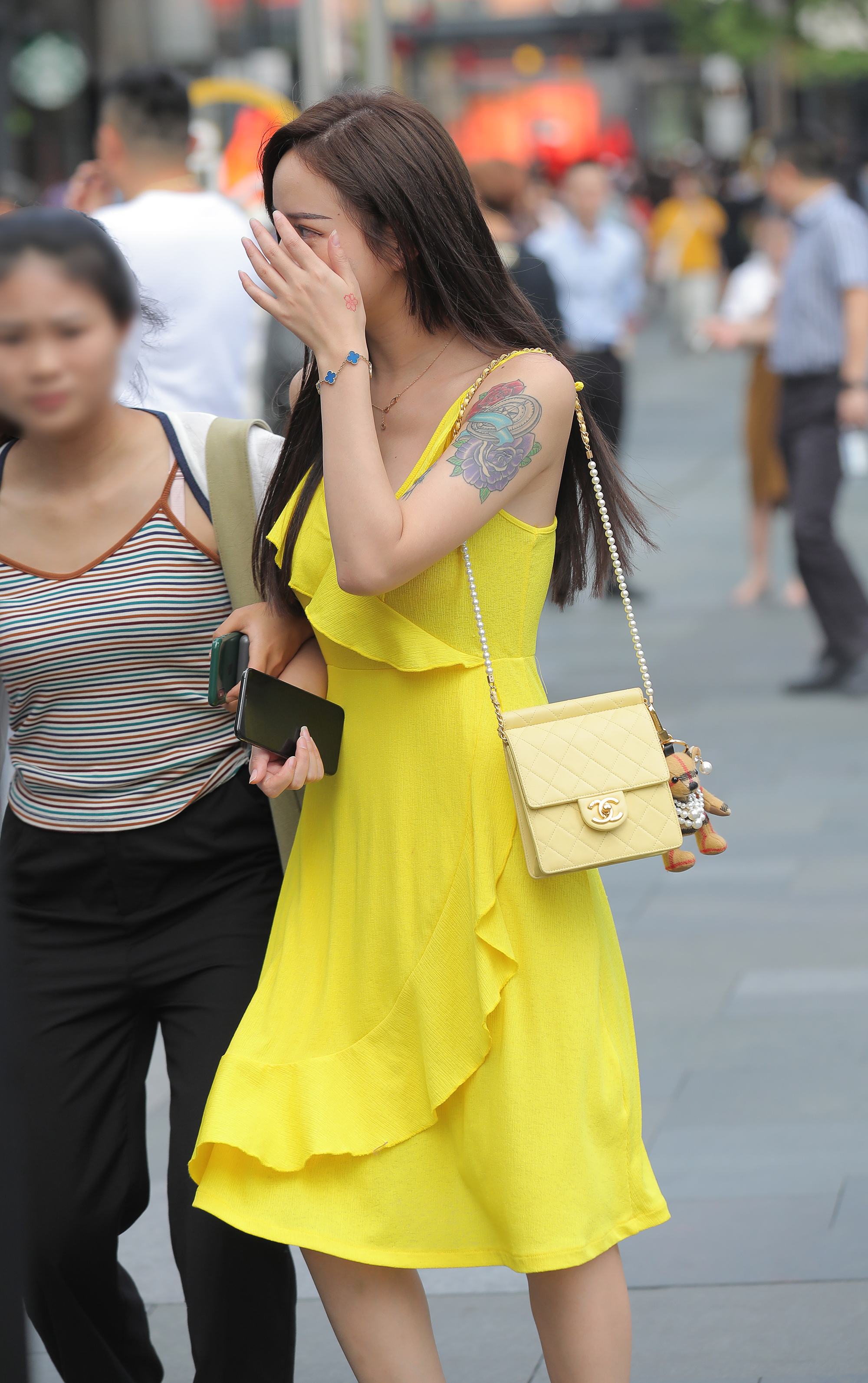  魔镜街拍,裙装,熟女,街拍,写真套图,陆卿卿kyokyo