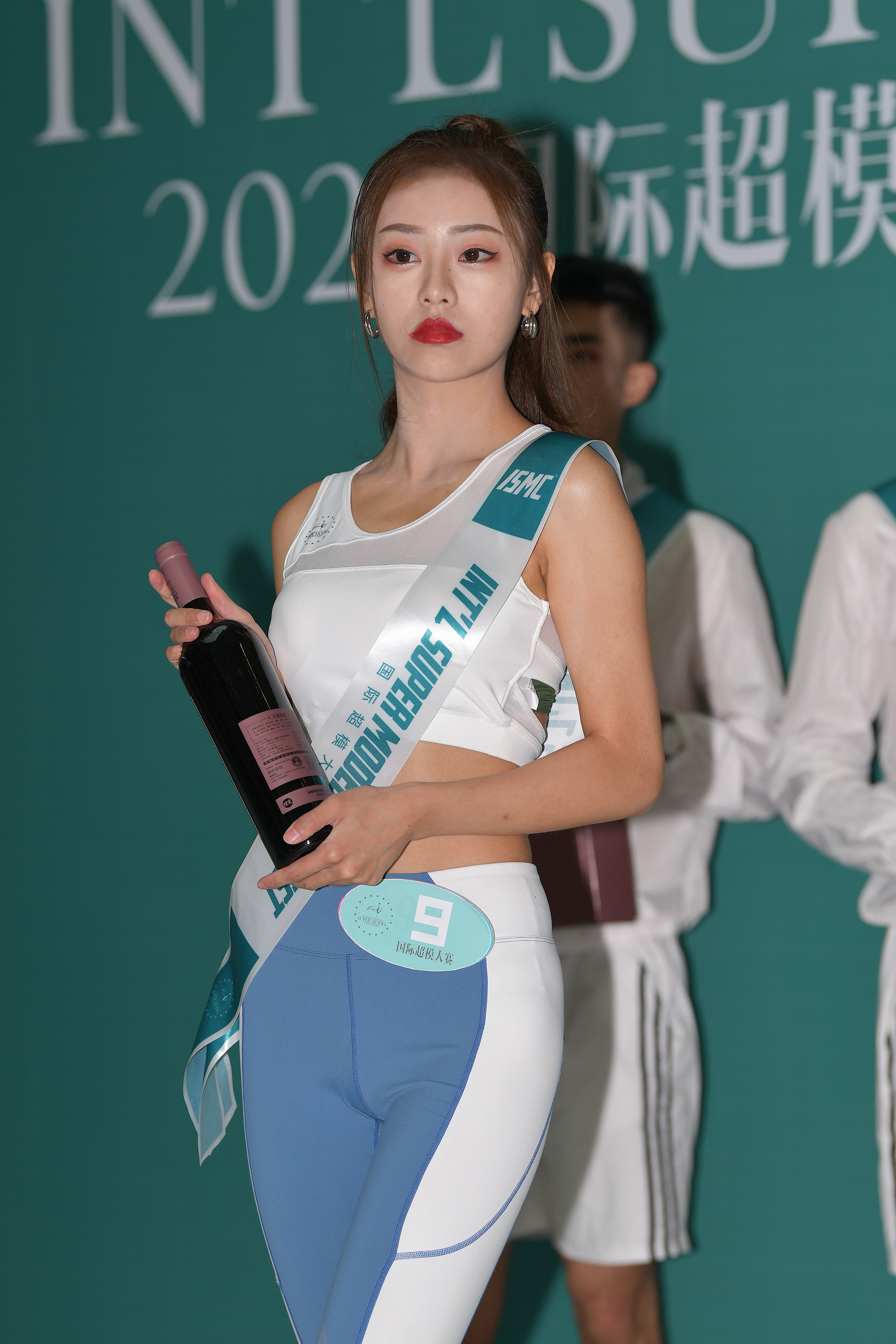  魔镜街拍,紧身裤,小姐姐,街拍,写真套图,LSS山茶摄影