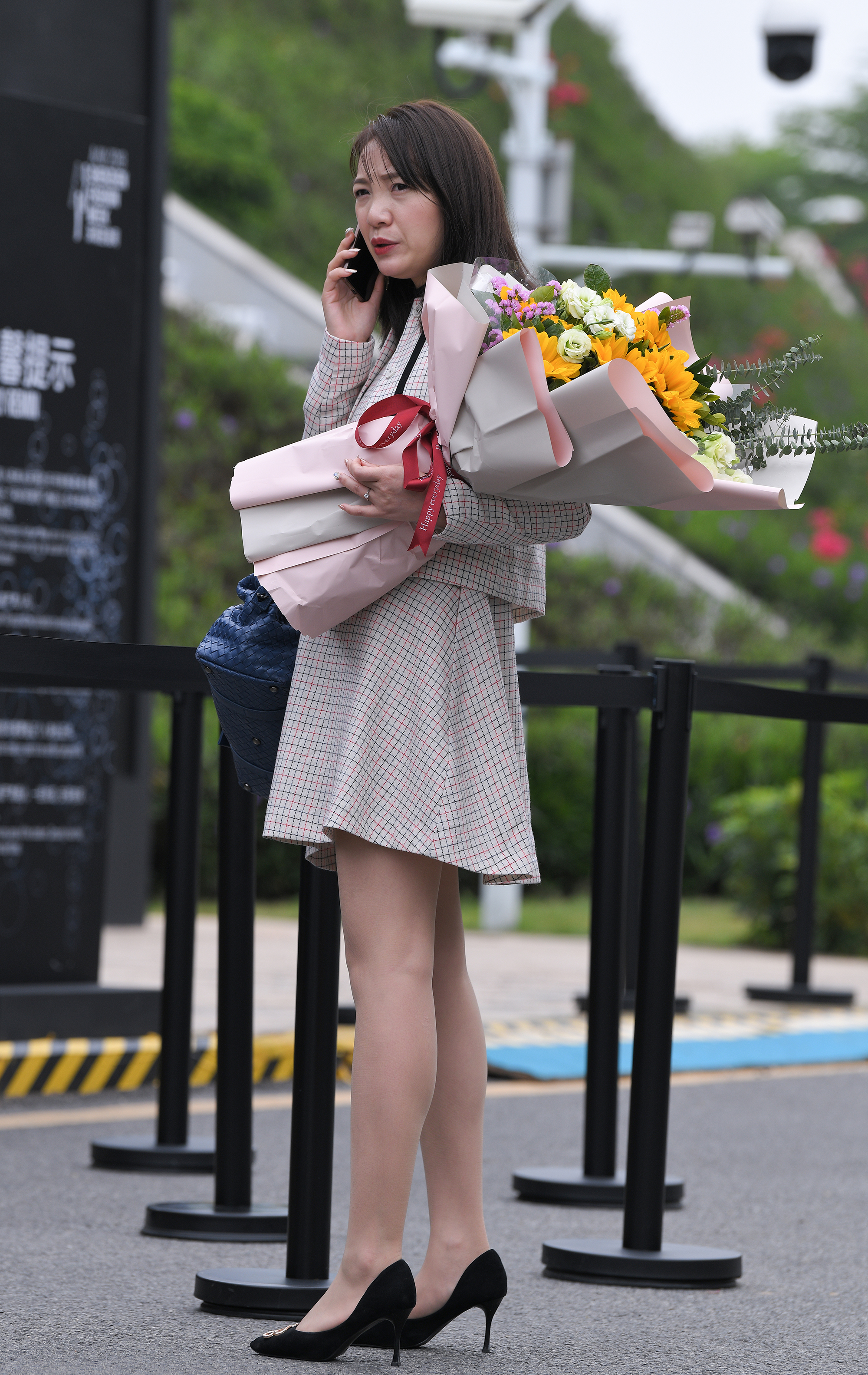  街拍鸭,魔镜街拍,丝袜,裙装,熟女,街拍,写真套图,Beautyleg腿模