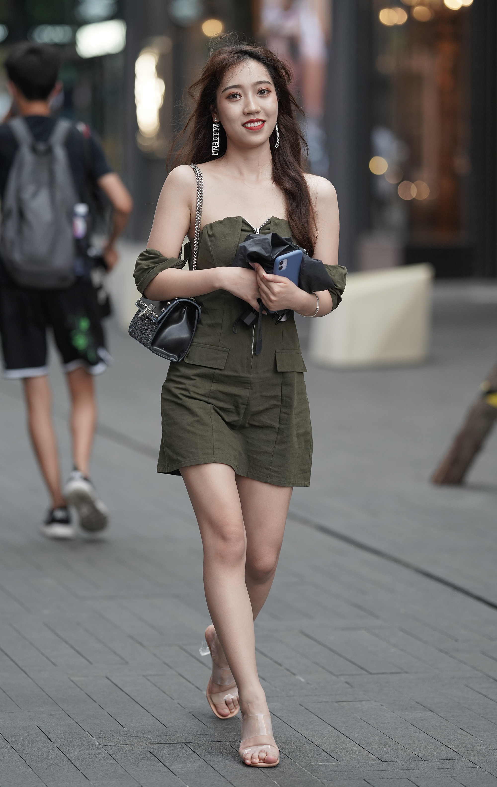 一筒 魔镜街拍,裙装,少妇,街拍,写真套图,稚颜酱