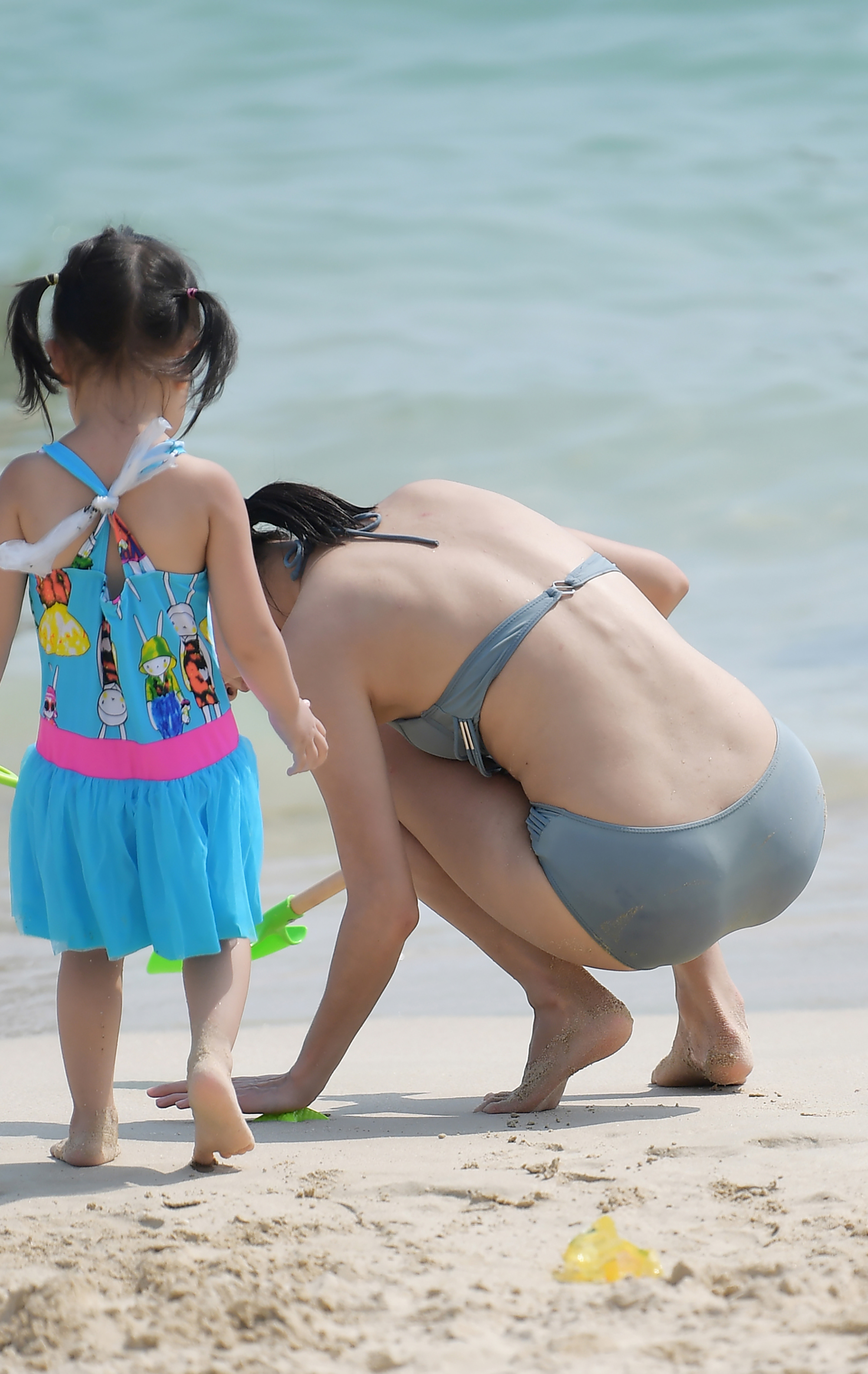  街拍鸭,魔镜街拍,泳装,小姐姐,街拍,写真套图,安乔乔儿