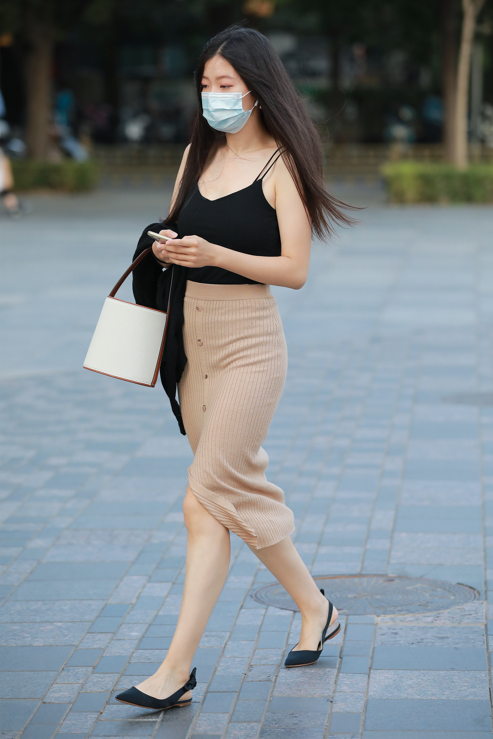  街拍鸭,魔镜街拍,裙装,熟女,街拍,写真套图,大名模网