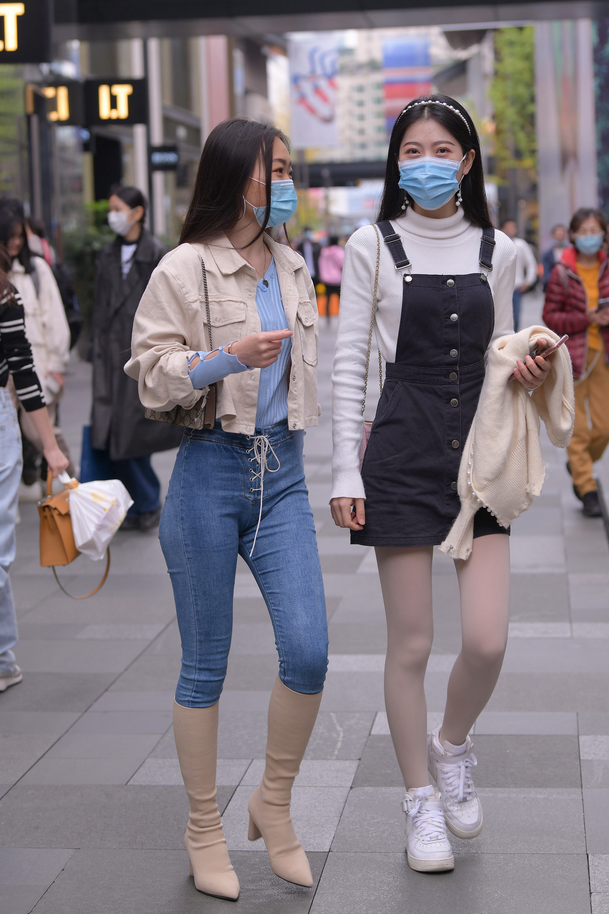  魔镜街拍,丝袜,裙装,人妻,街拍,写真套图,尤物USEXY