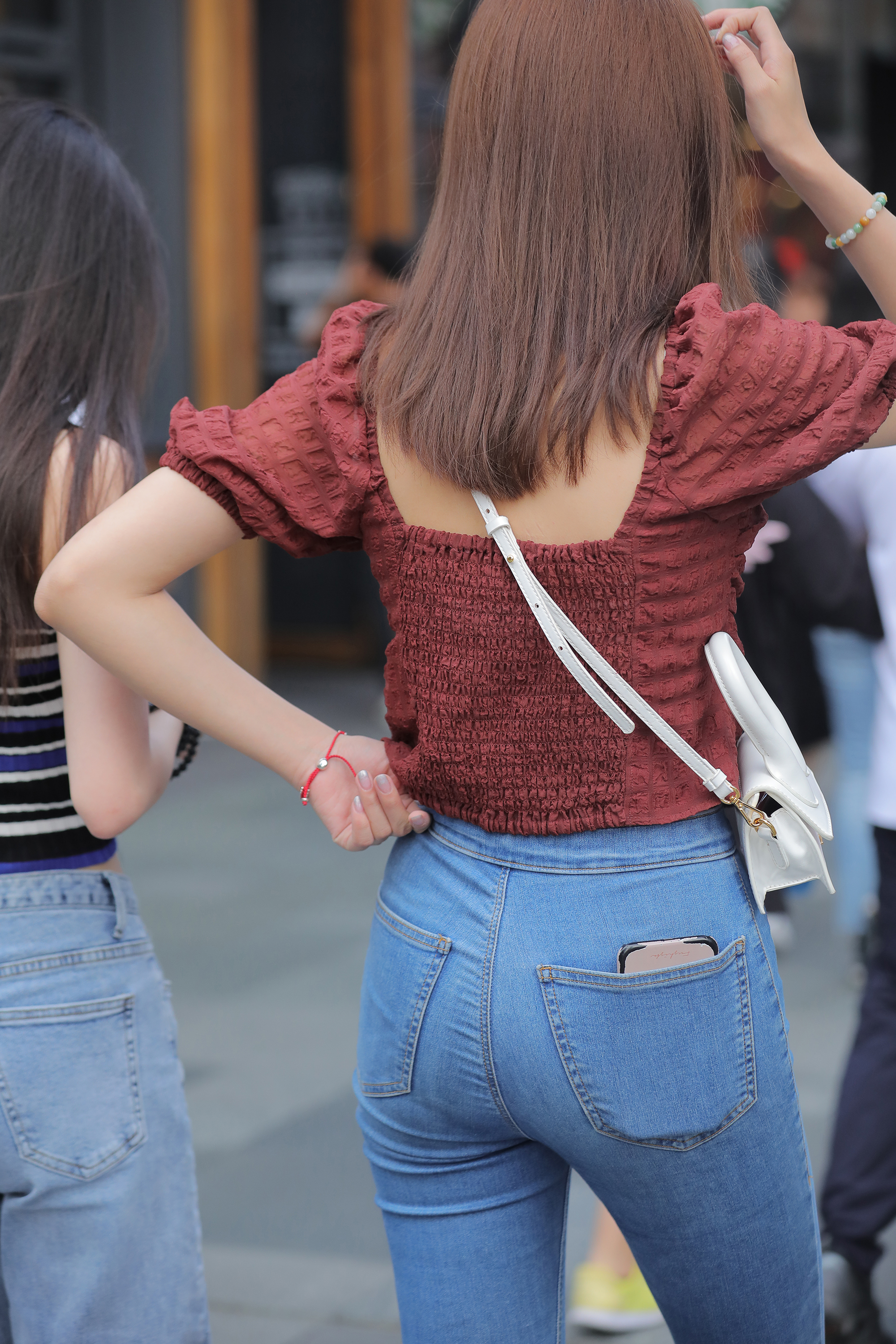  魔镜街拍,,熟女,街拍,写真套图,HuaYang花漾show