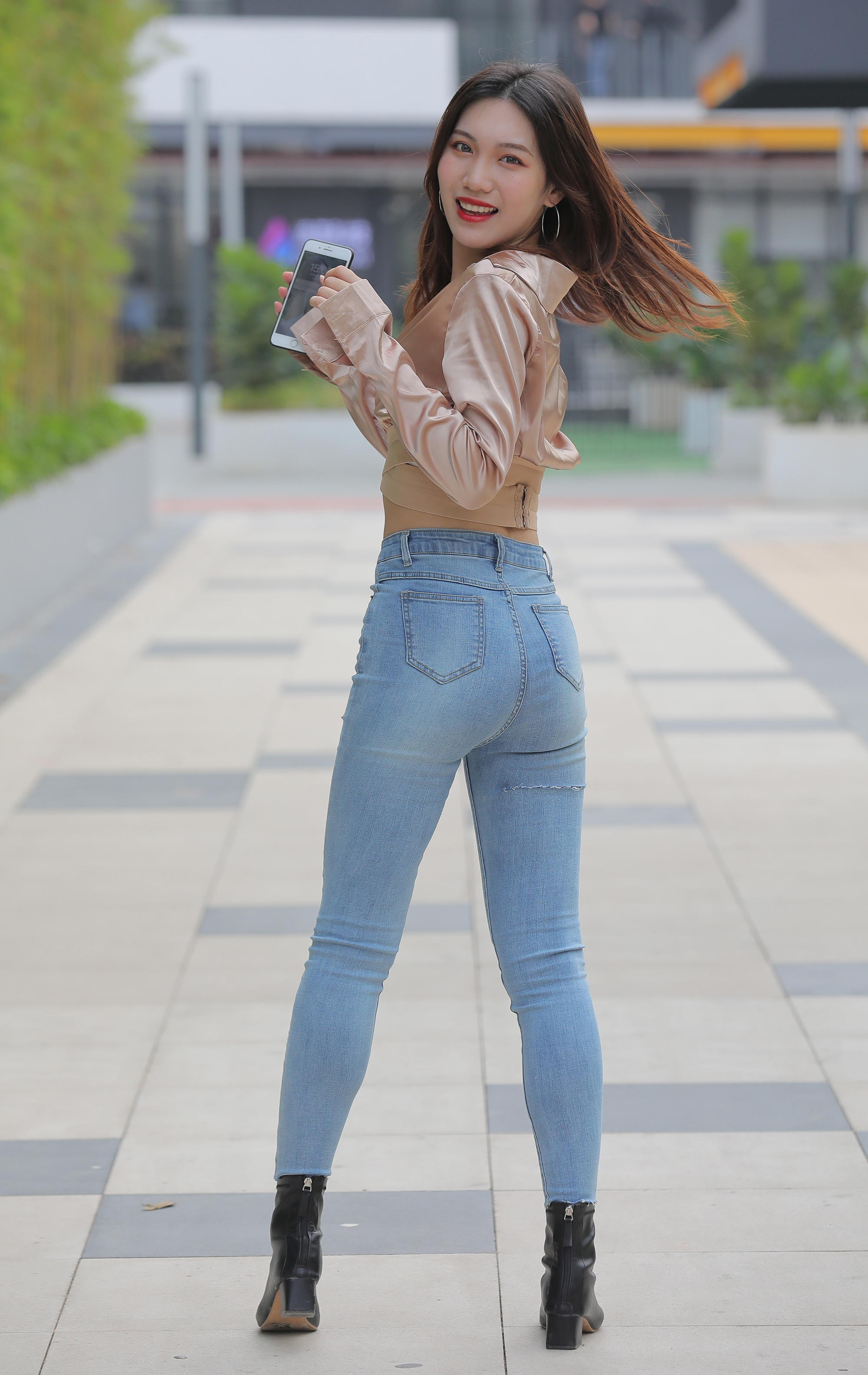  街拍鸭,魔镜街拍,,少妇,街拍,写真套图,HuaYan花の颜