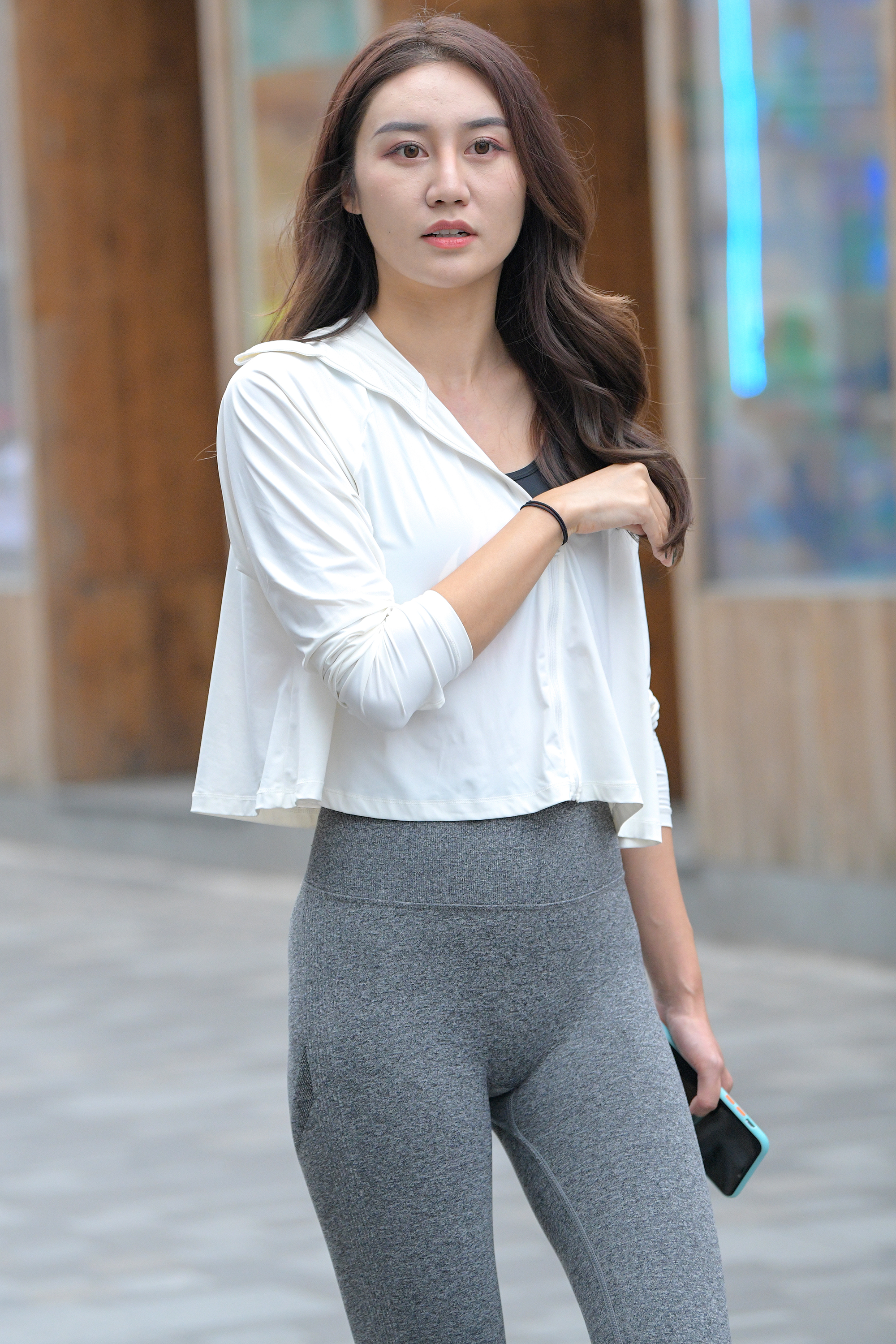  魔镜街拍,紧身裤,美女,街拍,写真套图,LISS丽丝映像