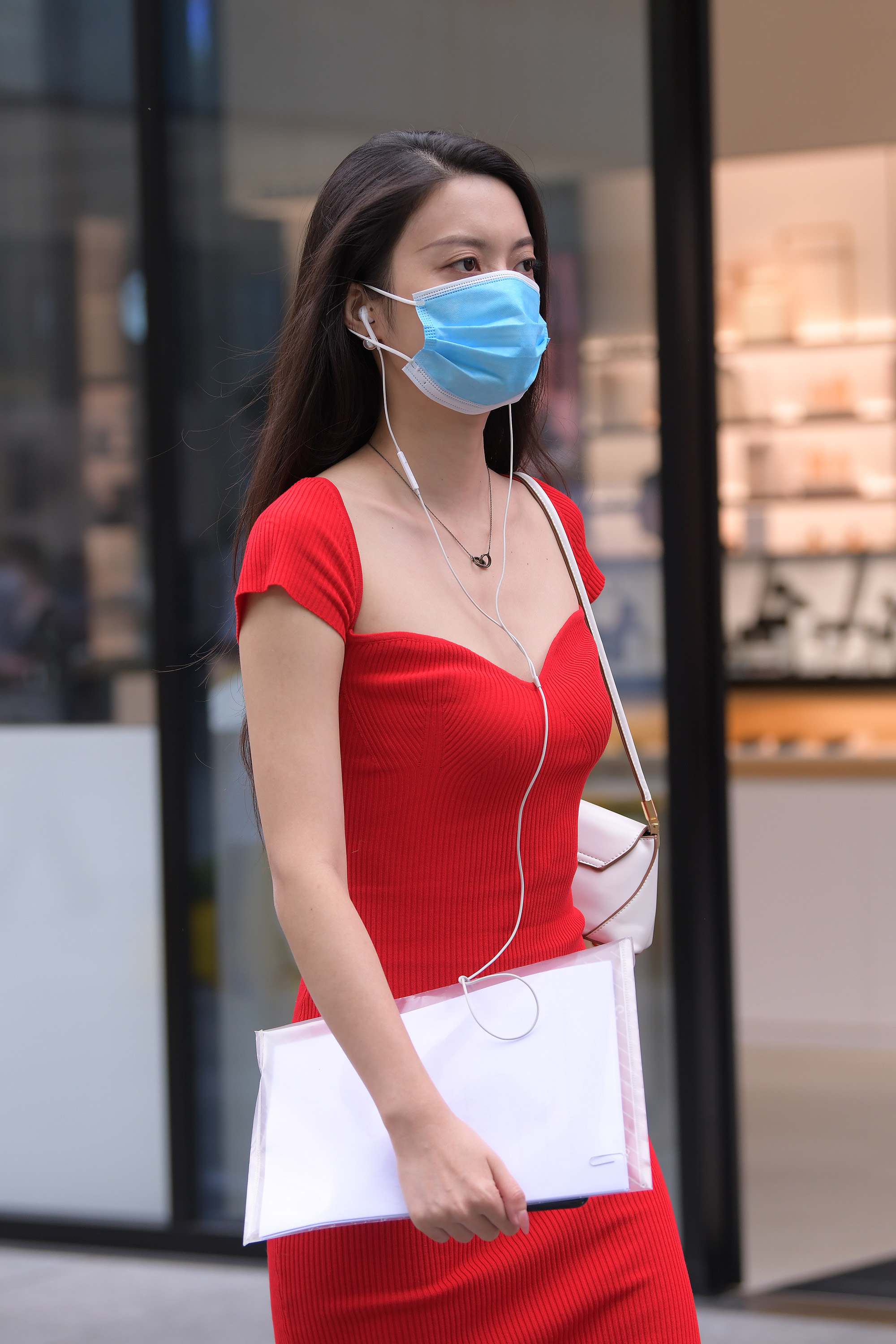  魔镜街拍,裙装,小姐姐,街拍,写真套图,LICCL丽绮映像