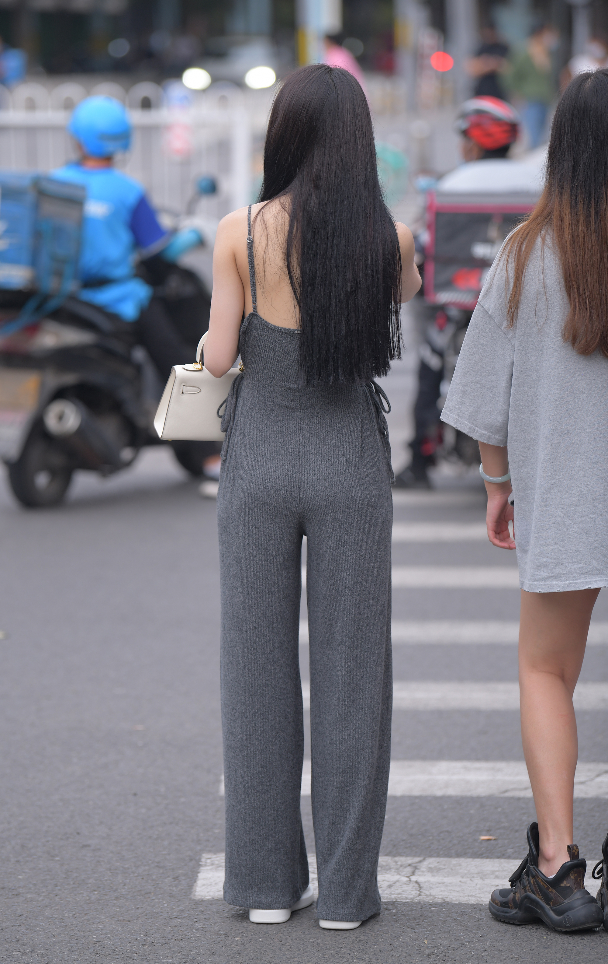  魔镜街拍,,人妻,街拍,写真套图,轻兰映画