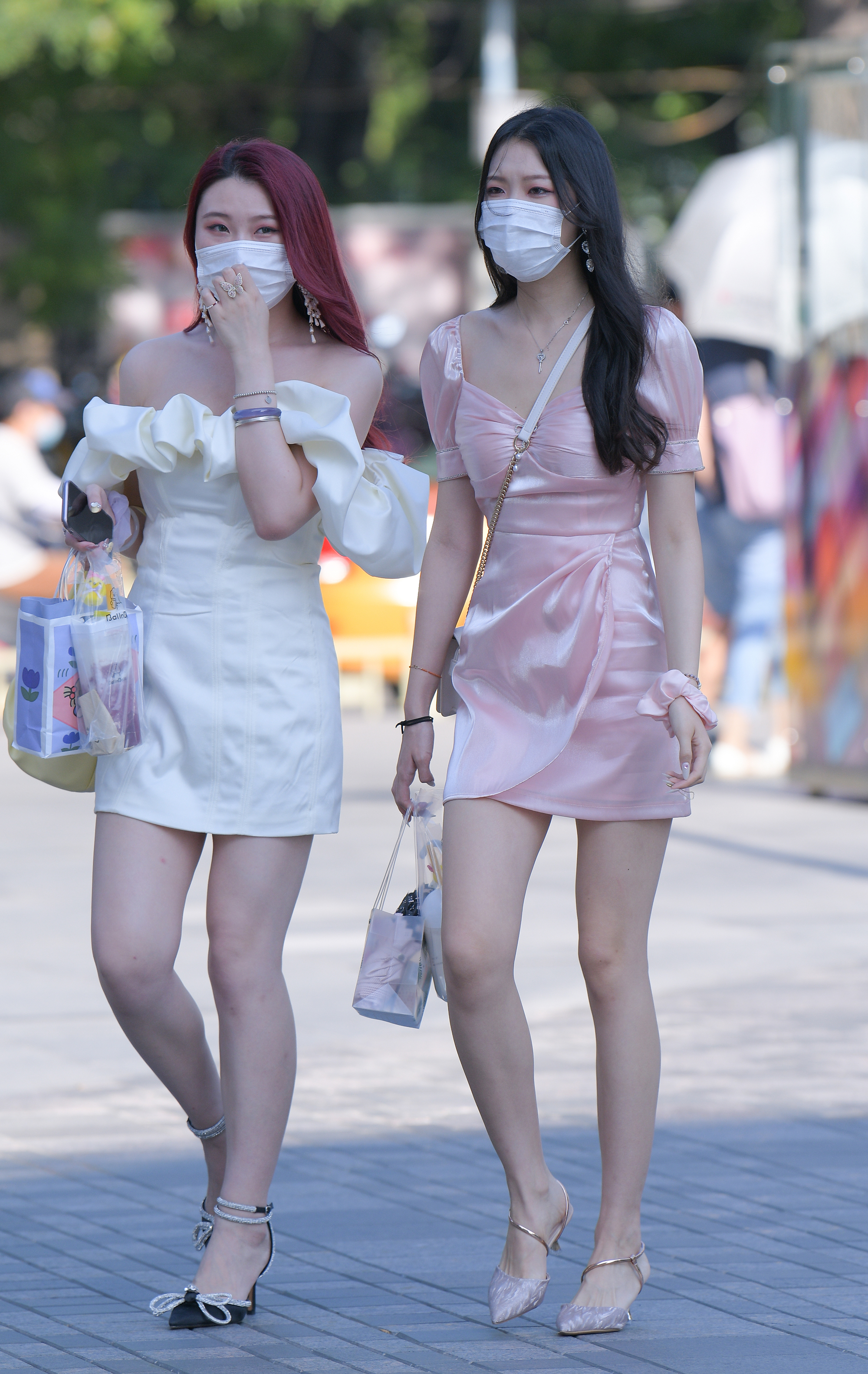  魔镜街拍,裙装,少妇,街拍,写真套图,LeYuan星乐园