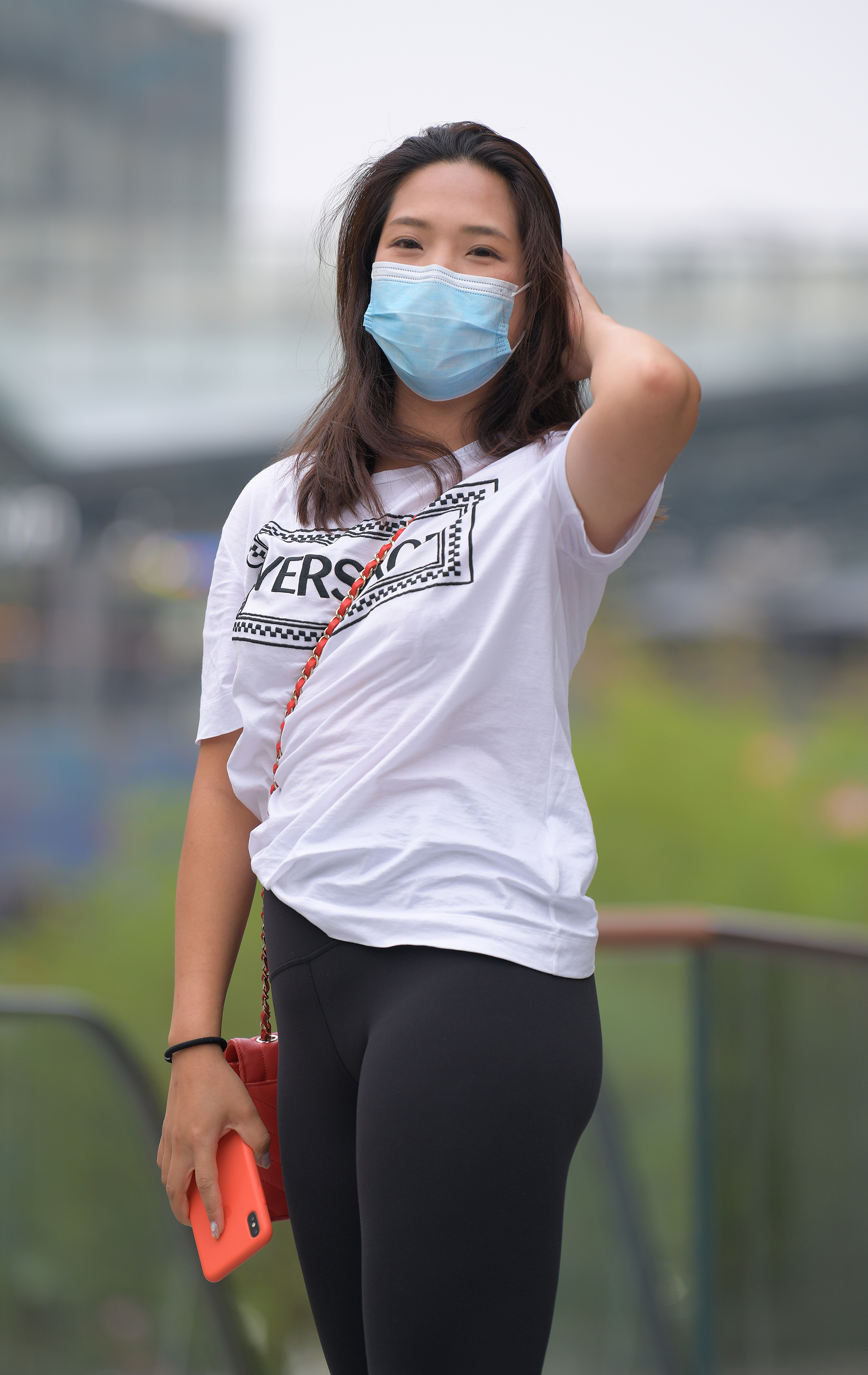  魔镜街拍,紧身裤,人妻,街拍,写真套图,FEILIN嗲囡囡