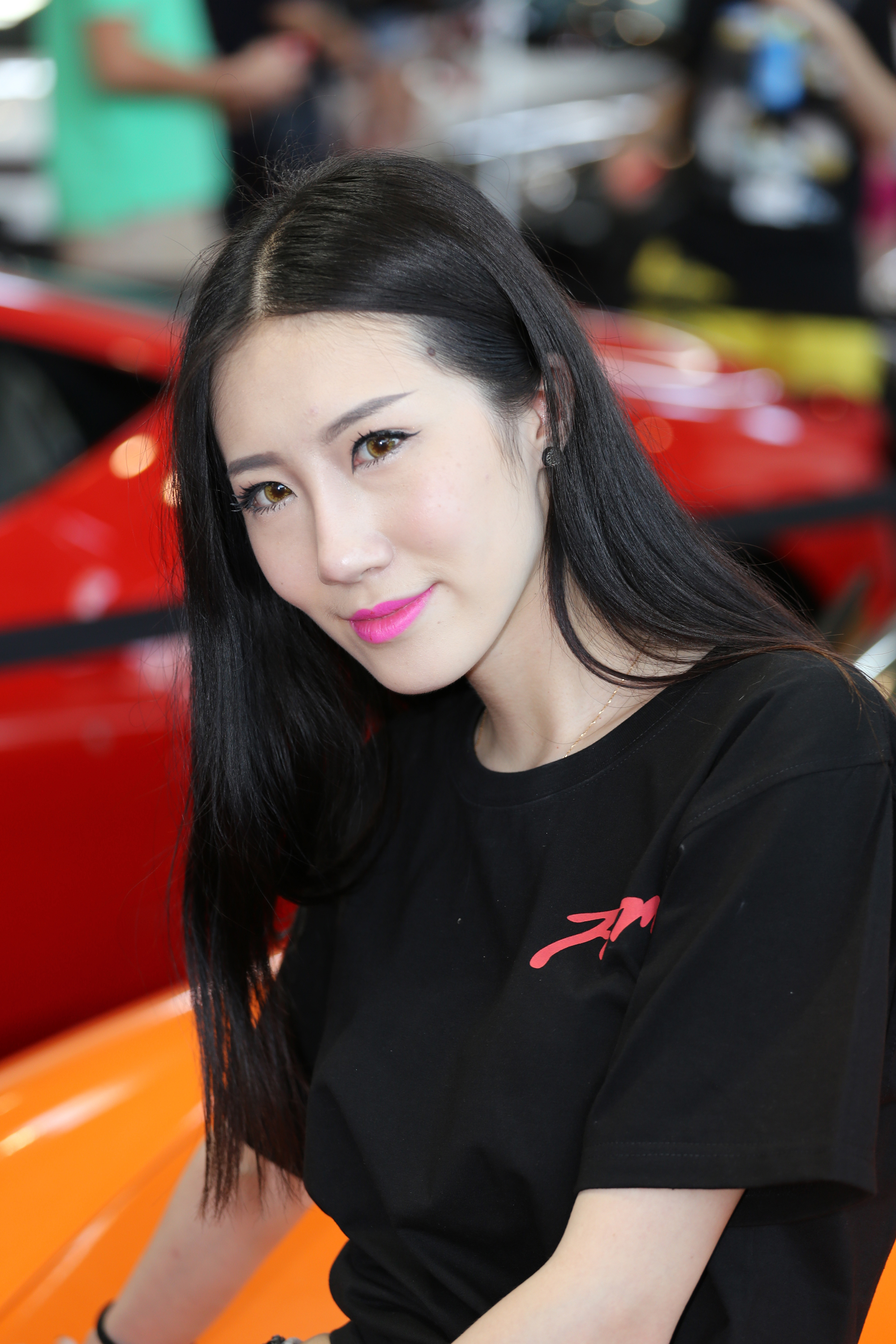  魔镜街拍,热裤,小姐姐,街拍,写真套图,物恋传媒