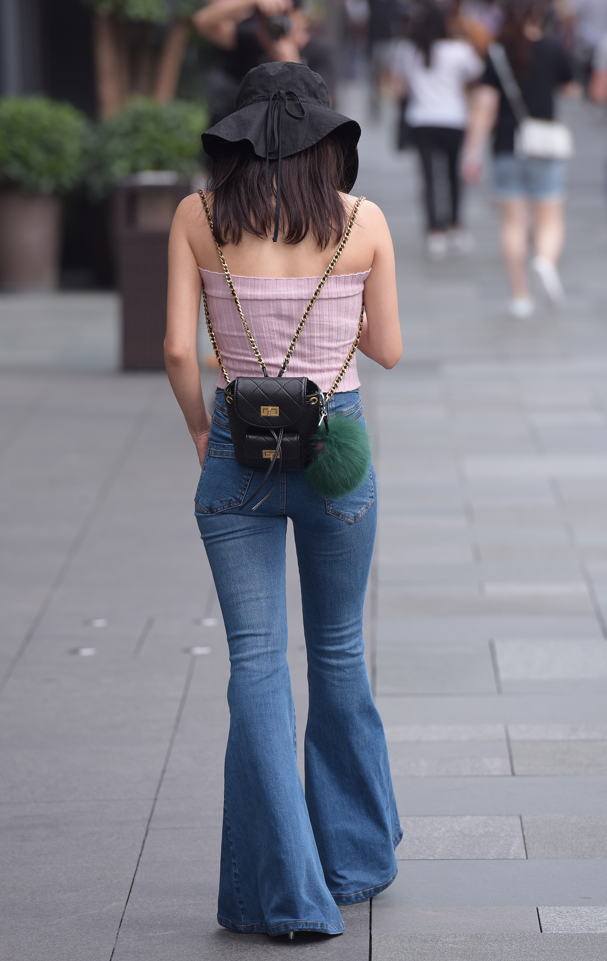  魔镜街拍,,小姐姐,街拍,写真套图,SSA丝社