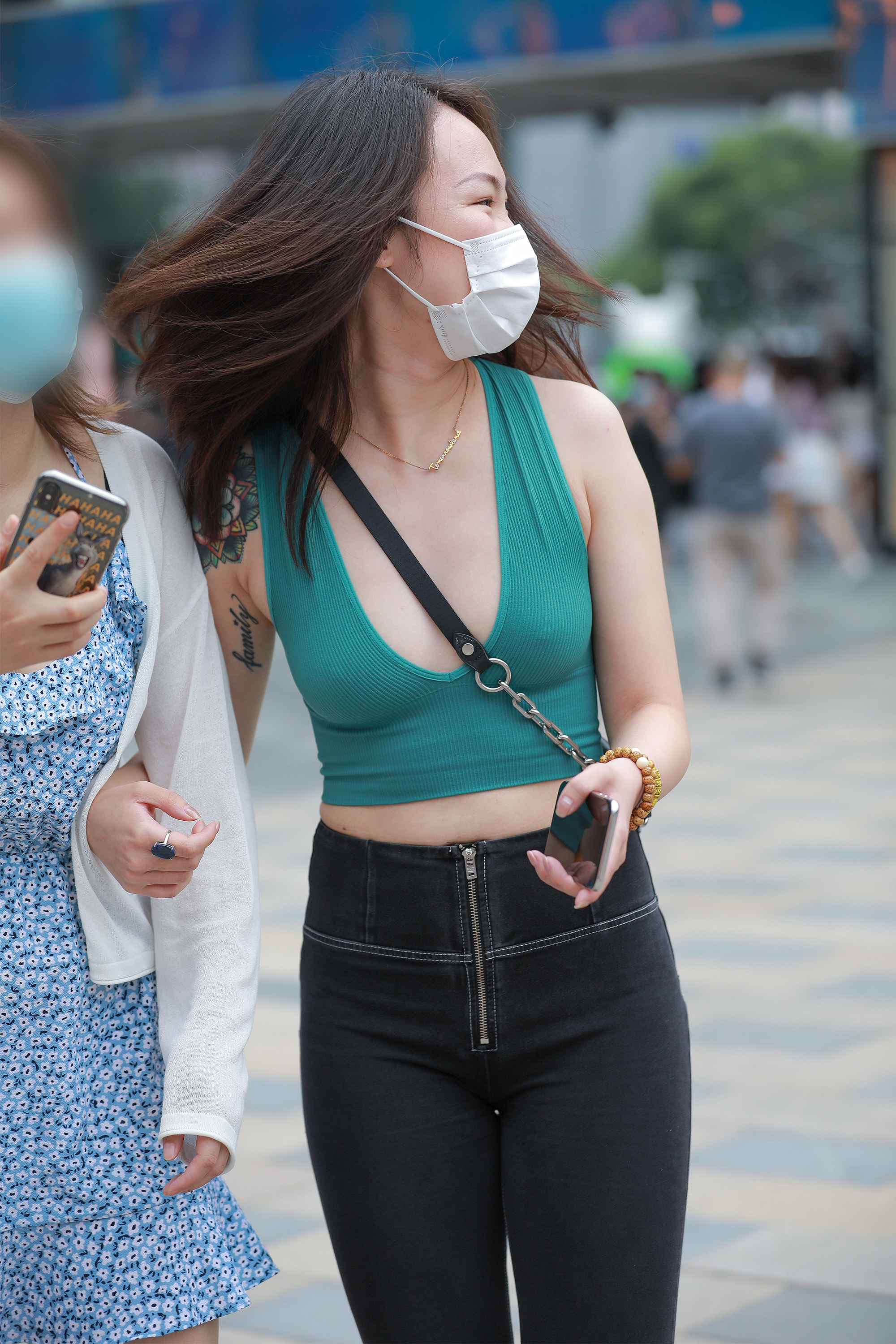  魔镜街拍,,小姐姐,街拍,写真套图,紫氯氯