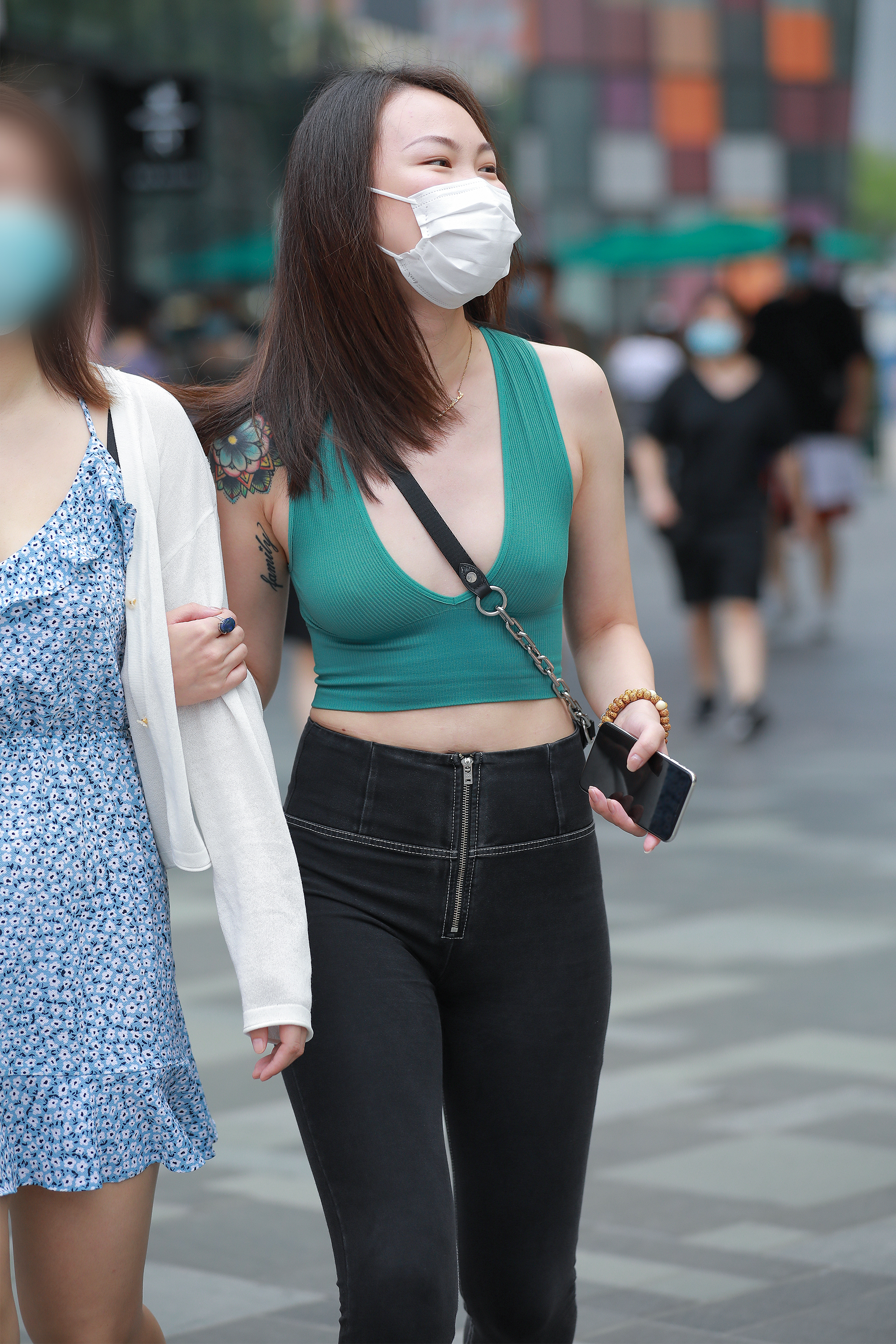  魔镜街拍,,美女,街拍,写真套图,TouTiao头条女神