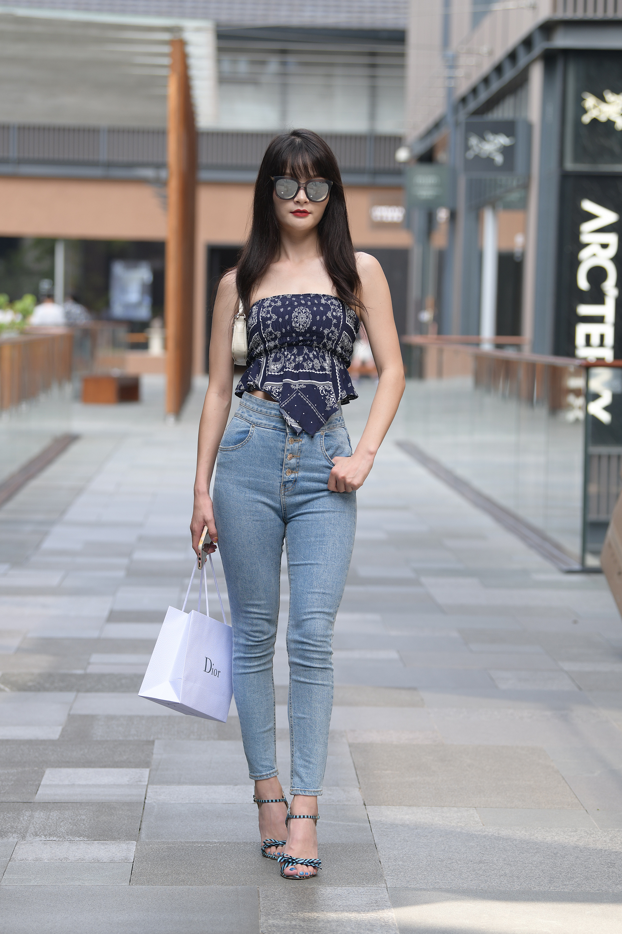  魔镜街拍,,熟女,街拍,写真套图,SJA佳爷