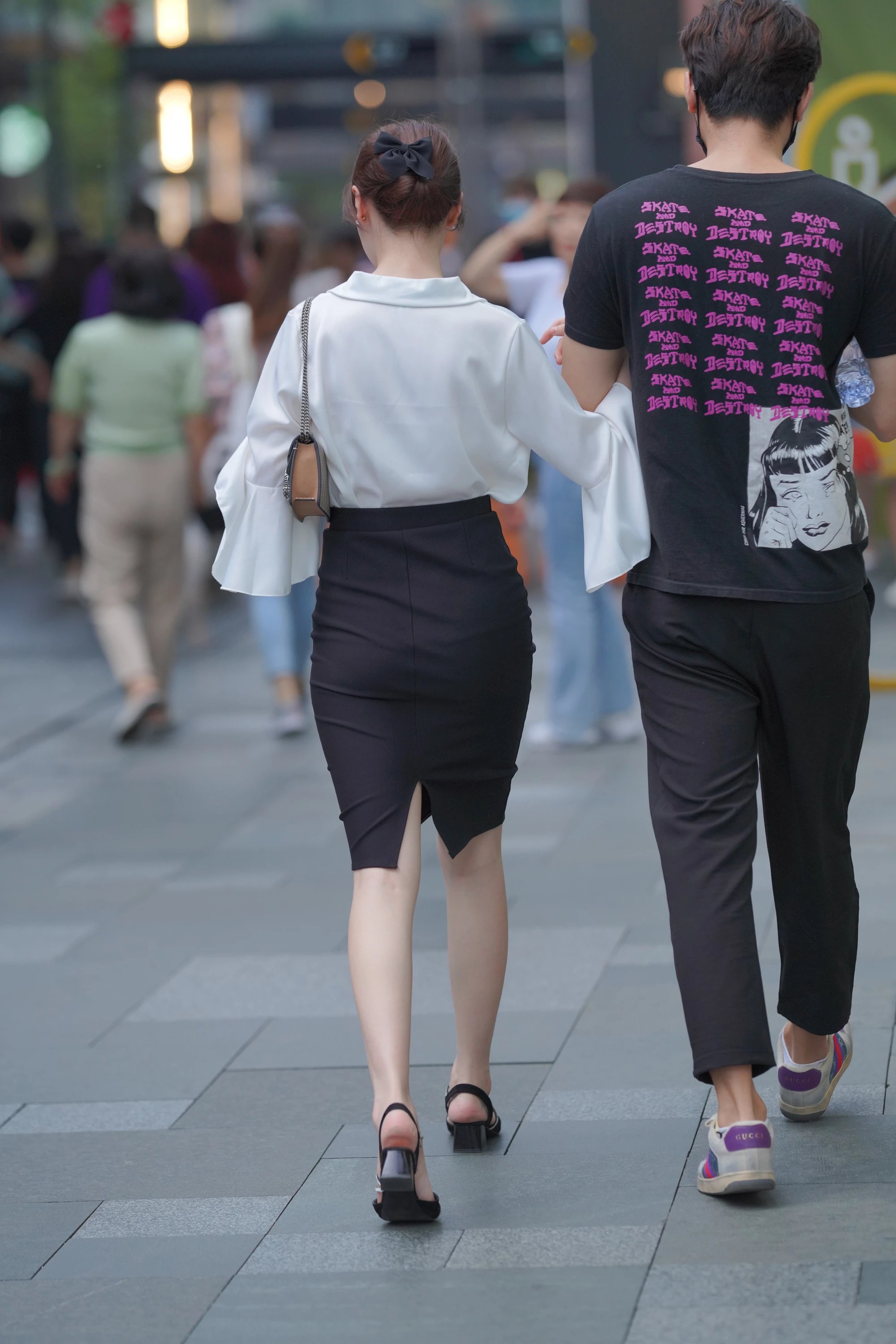  魔镜街拍,裙装,人妻,街拍,写真套图,魔镜在线专区