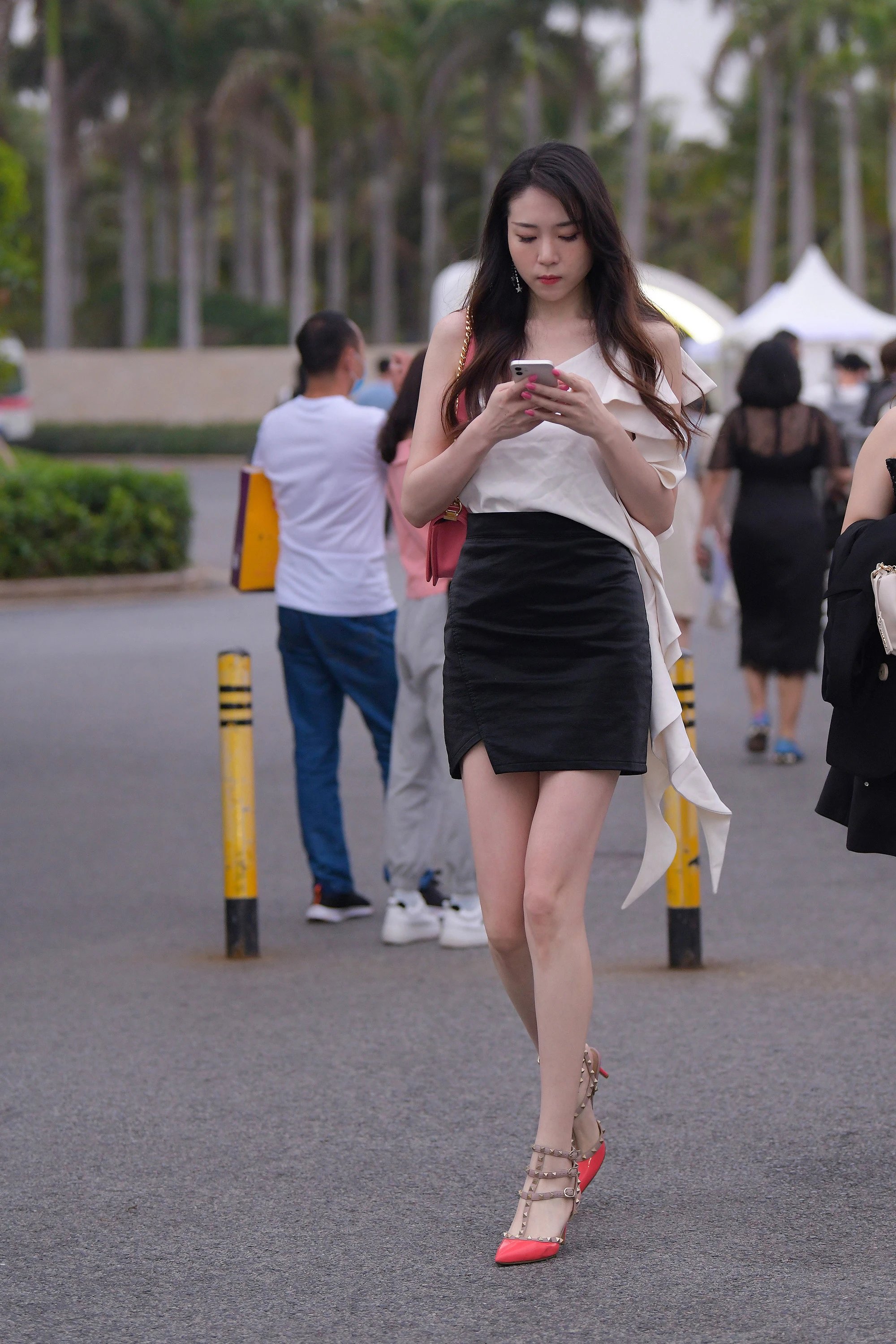  街拍鸭,魔镜街拍,裙装,熟女,街拍,写真套图,XIAOYU语画界