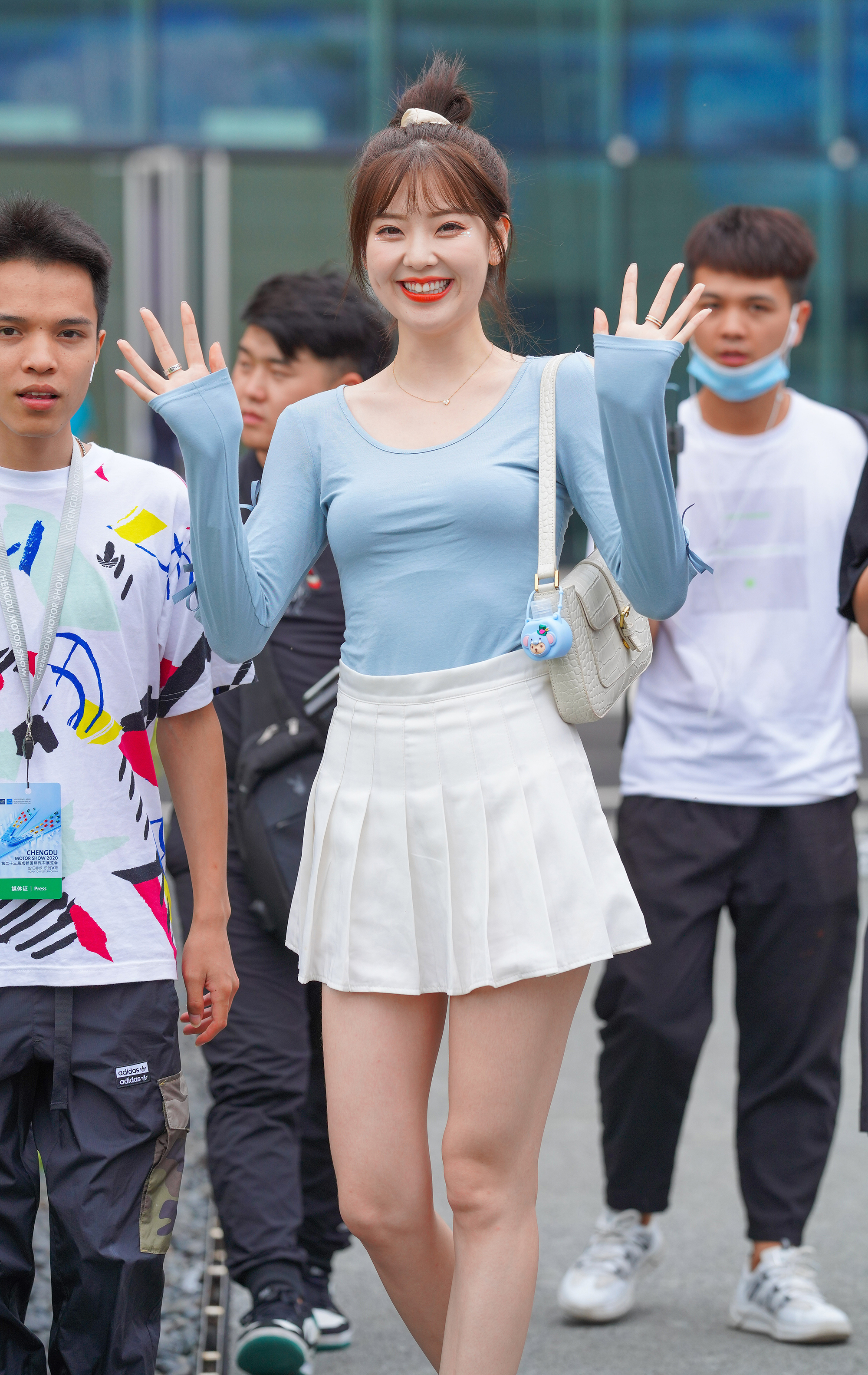  魔镜街拍,裙装,熟女,街拍,写真套图,w百合欧皇子w