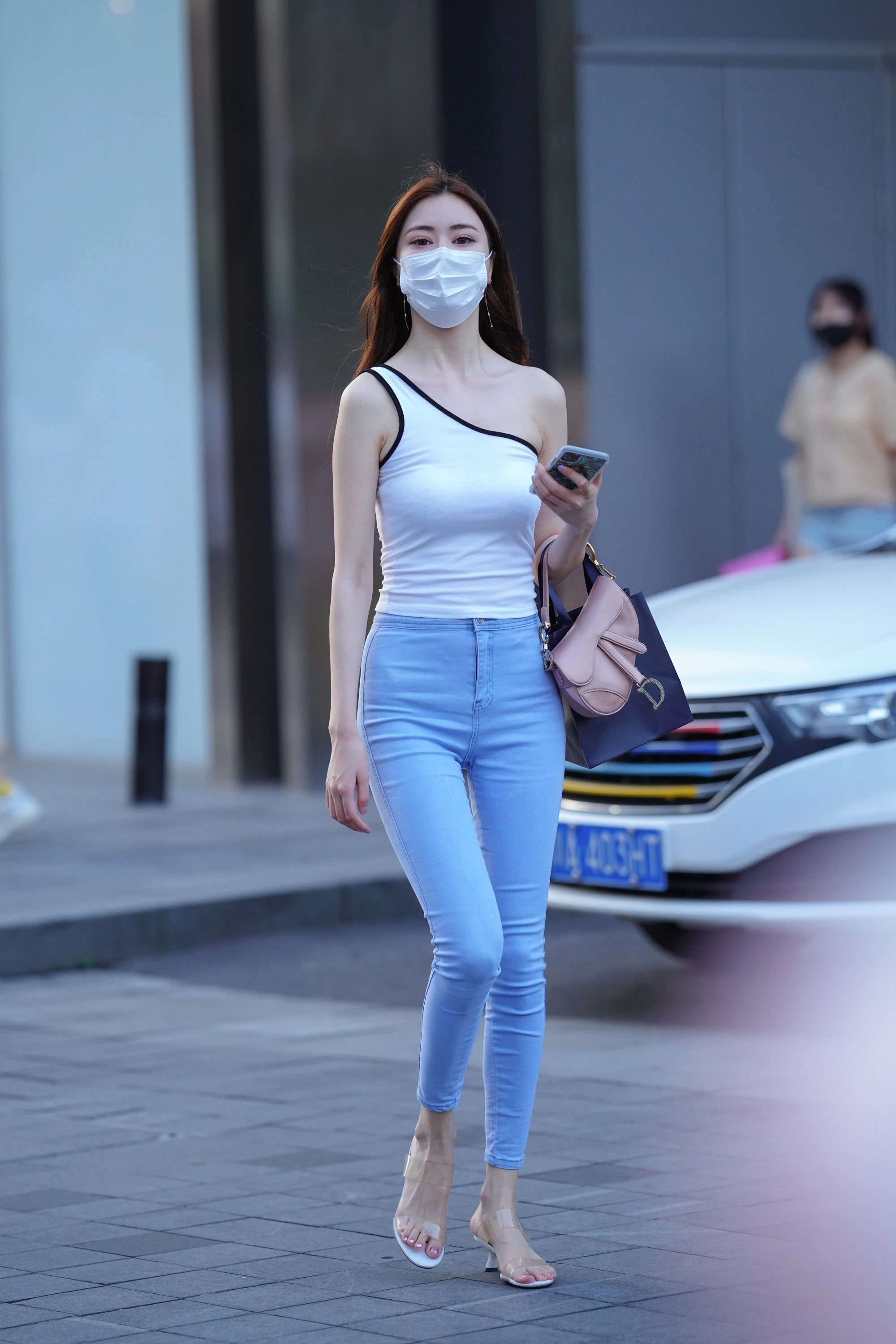  魔镜街拍,,人妻,街拍,写真套图,Limerence原创