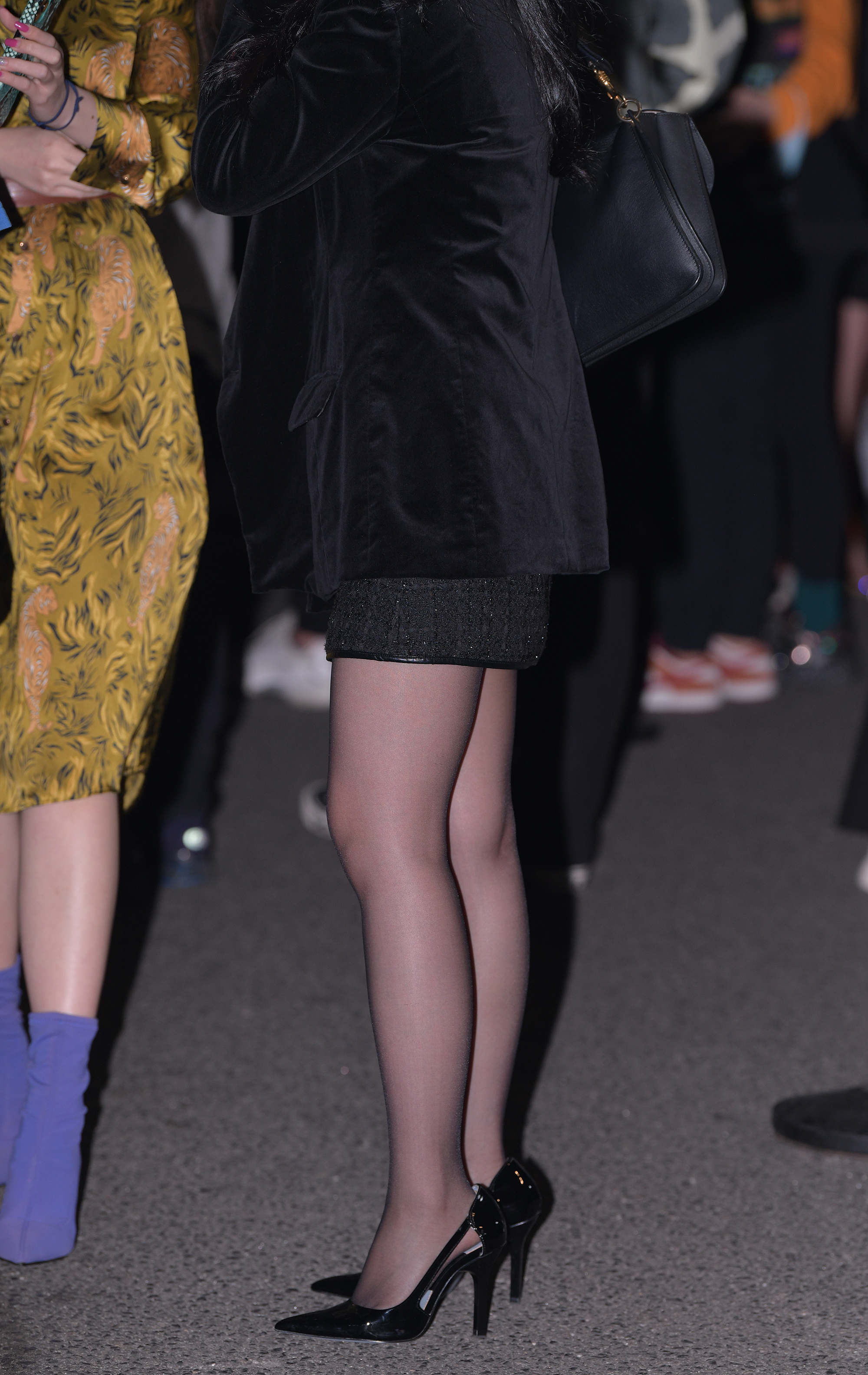  魔镜街拍,丝袜,裙装,少妇,街拍,写真套图,Youmi尤蜜