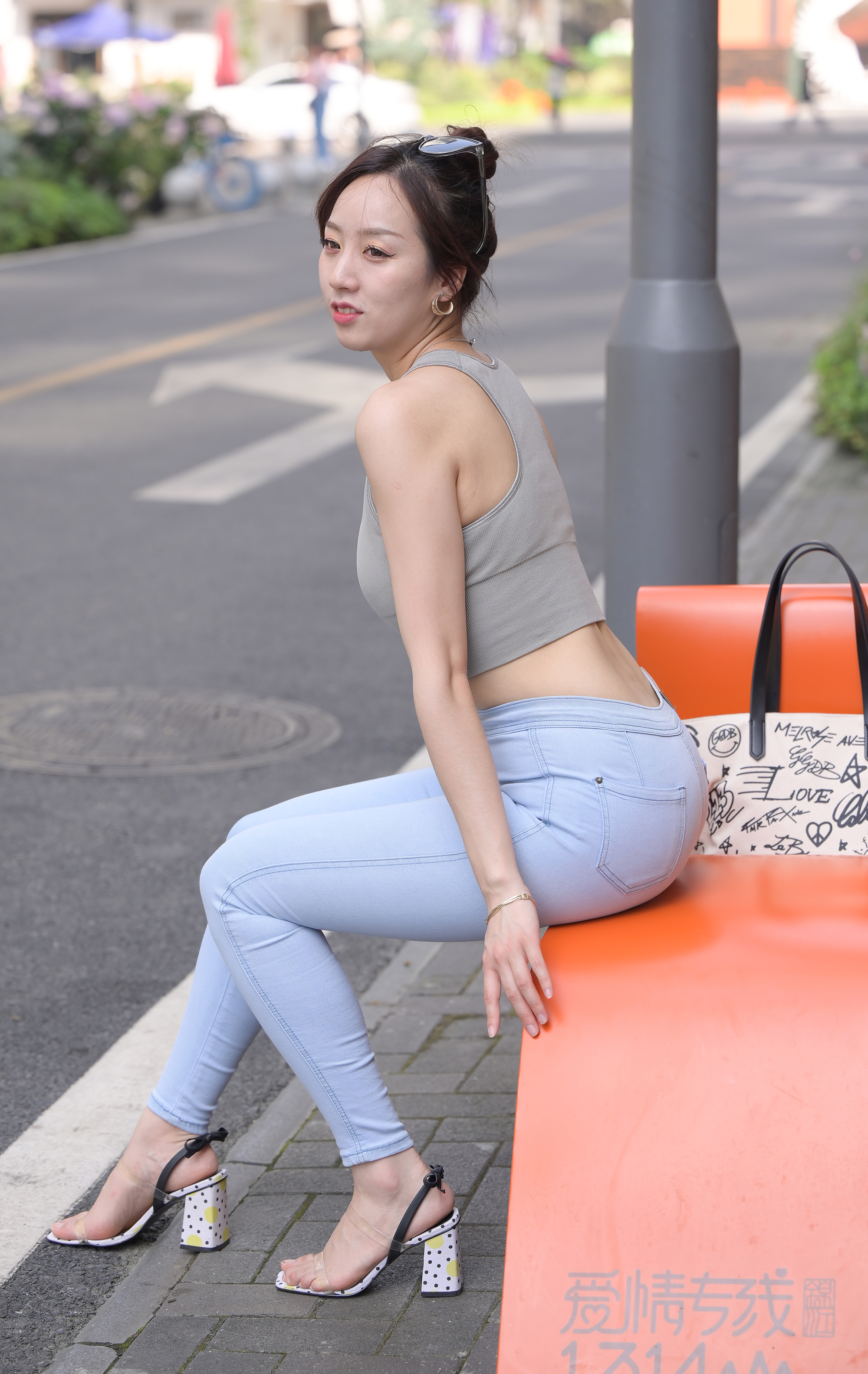  魔镜街拍,,少妇,街拍,写真套图,白金Saki