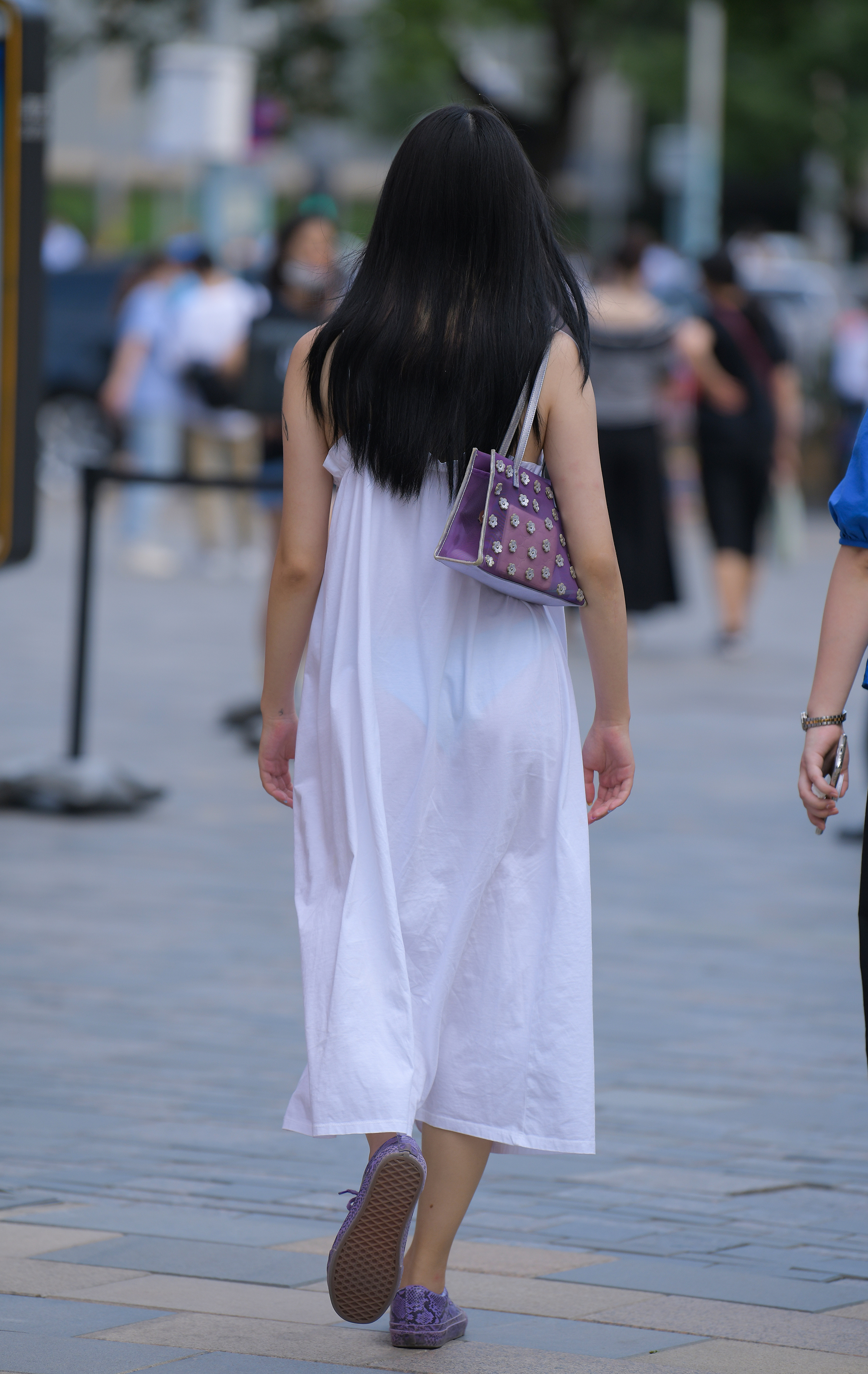  街拍鸭,魔镜街拍,街拍第一站,裙装,少妇,街拍,写真套图,轻兰映画
