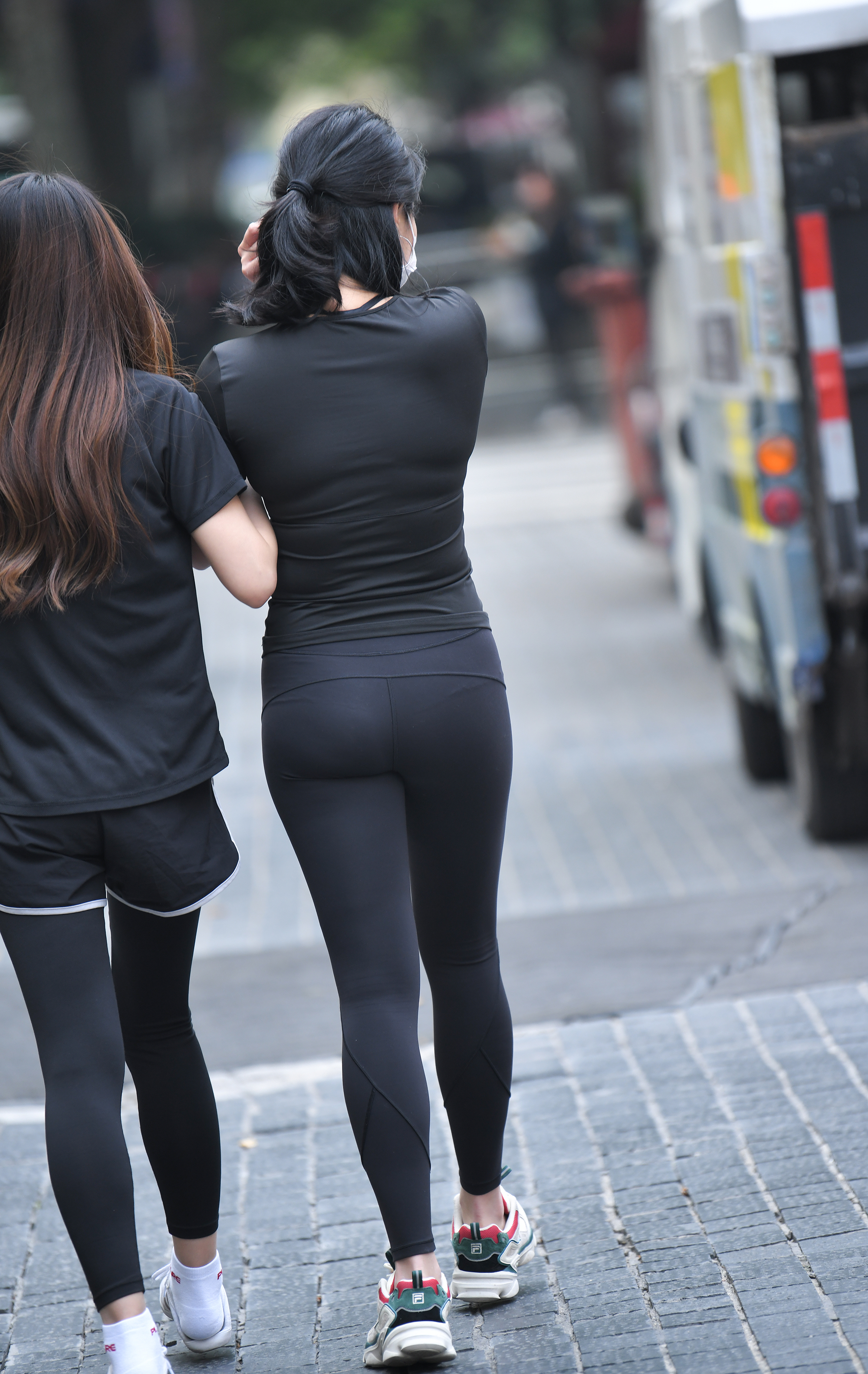  魔镜街拍,紧身裤,人妻,街拍,写真套图,盛唐CLUB