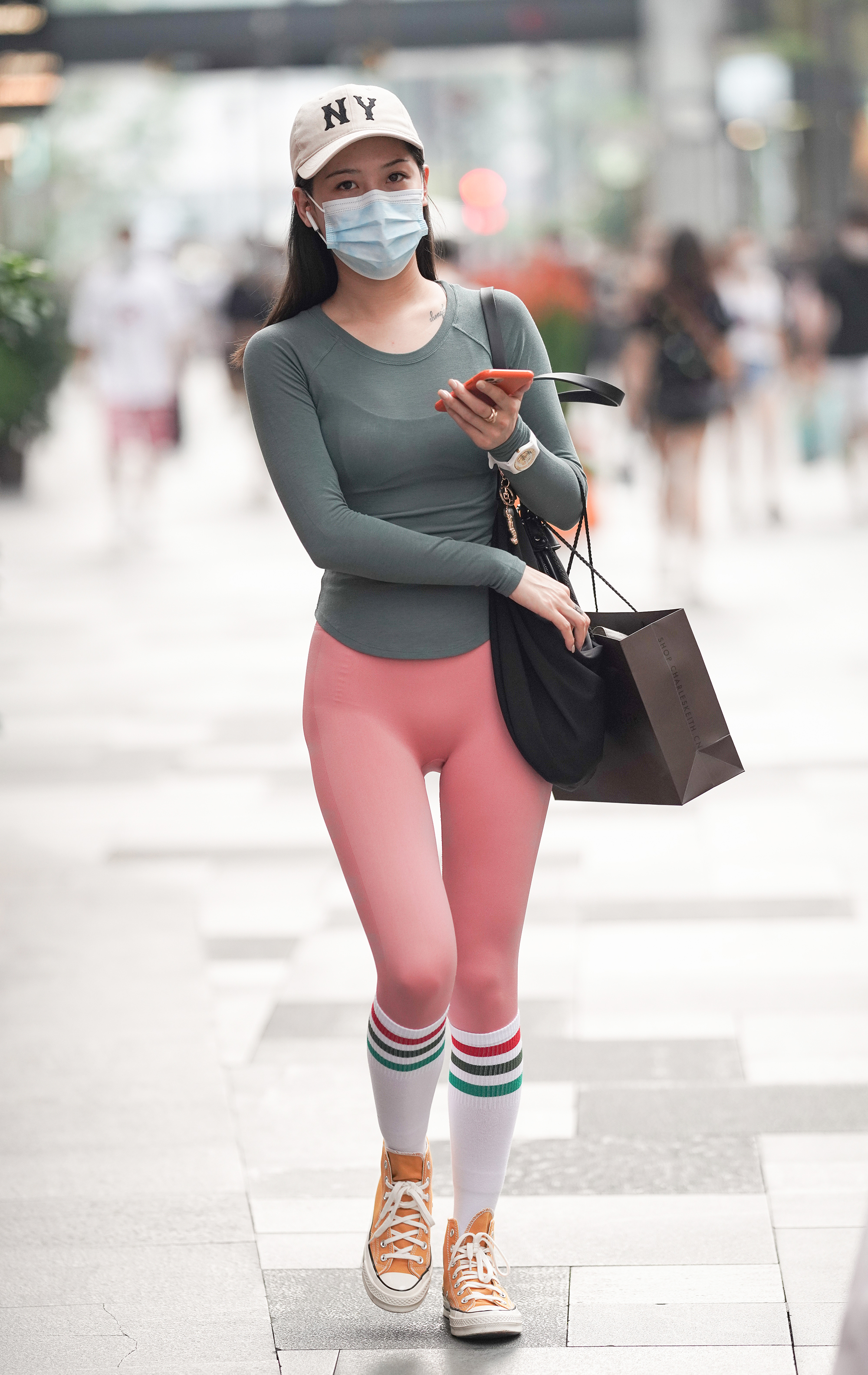  魔镜街拍,紧身裤,熟女,街拍,写真套图,织梦映像