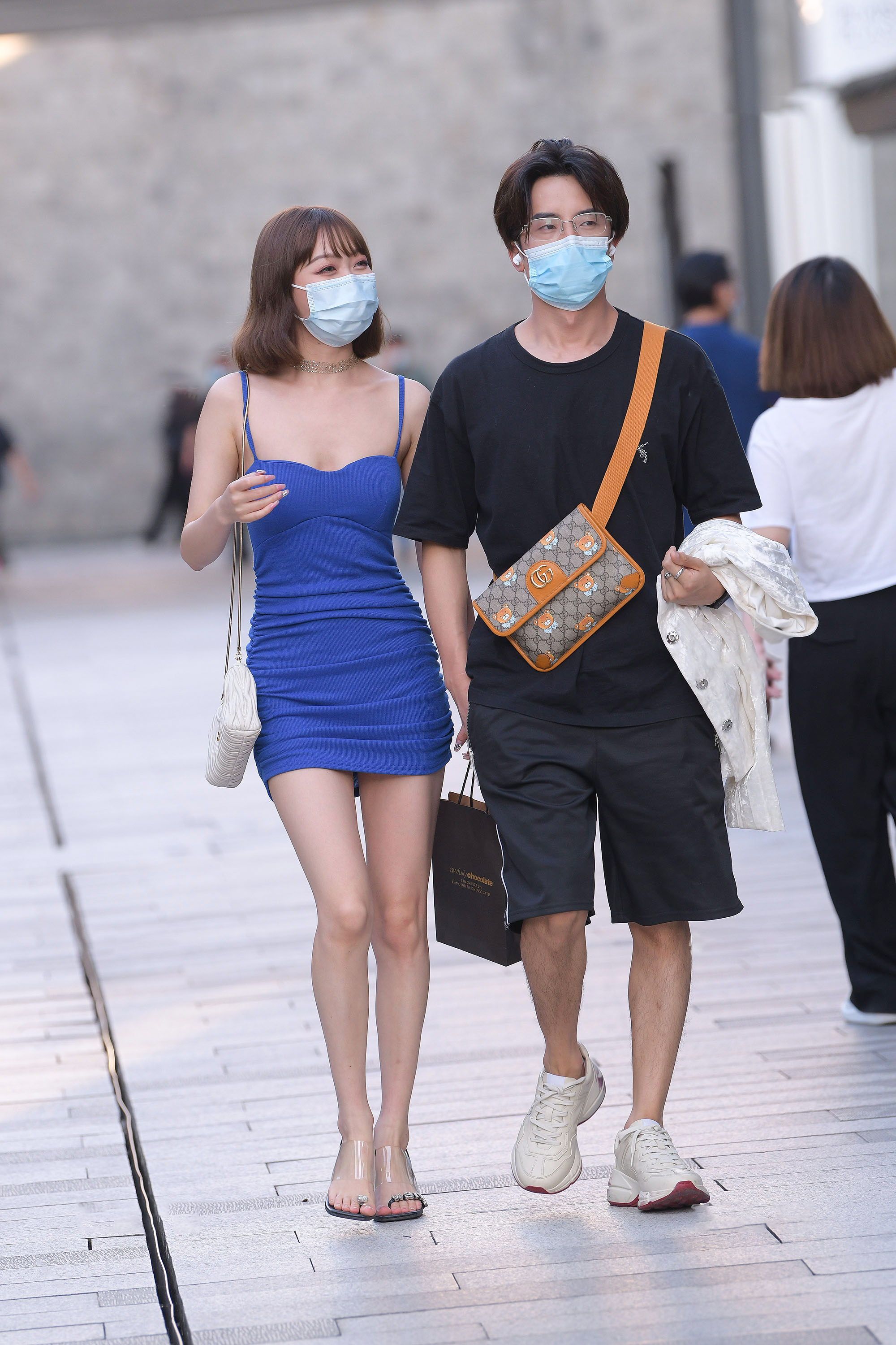  魔镜街拍,裙装,小姐姐,街拍,写真套图,FEILIN嗲囡囡