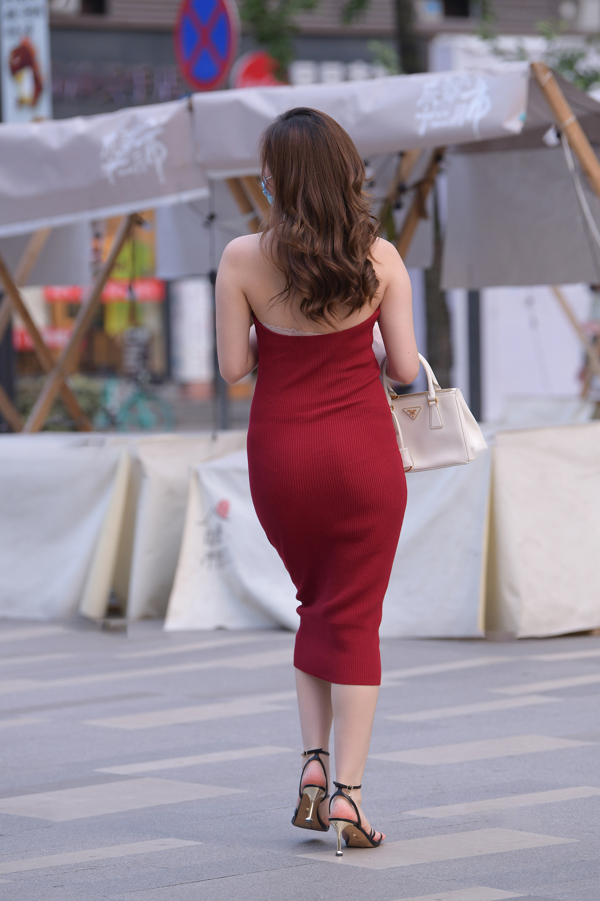  魔镜街拍,裙装,熟女,街拍,写真套图,MiiTao蜜桃社