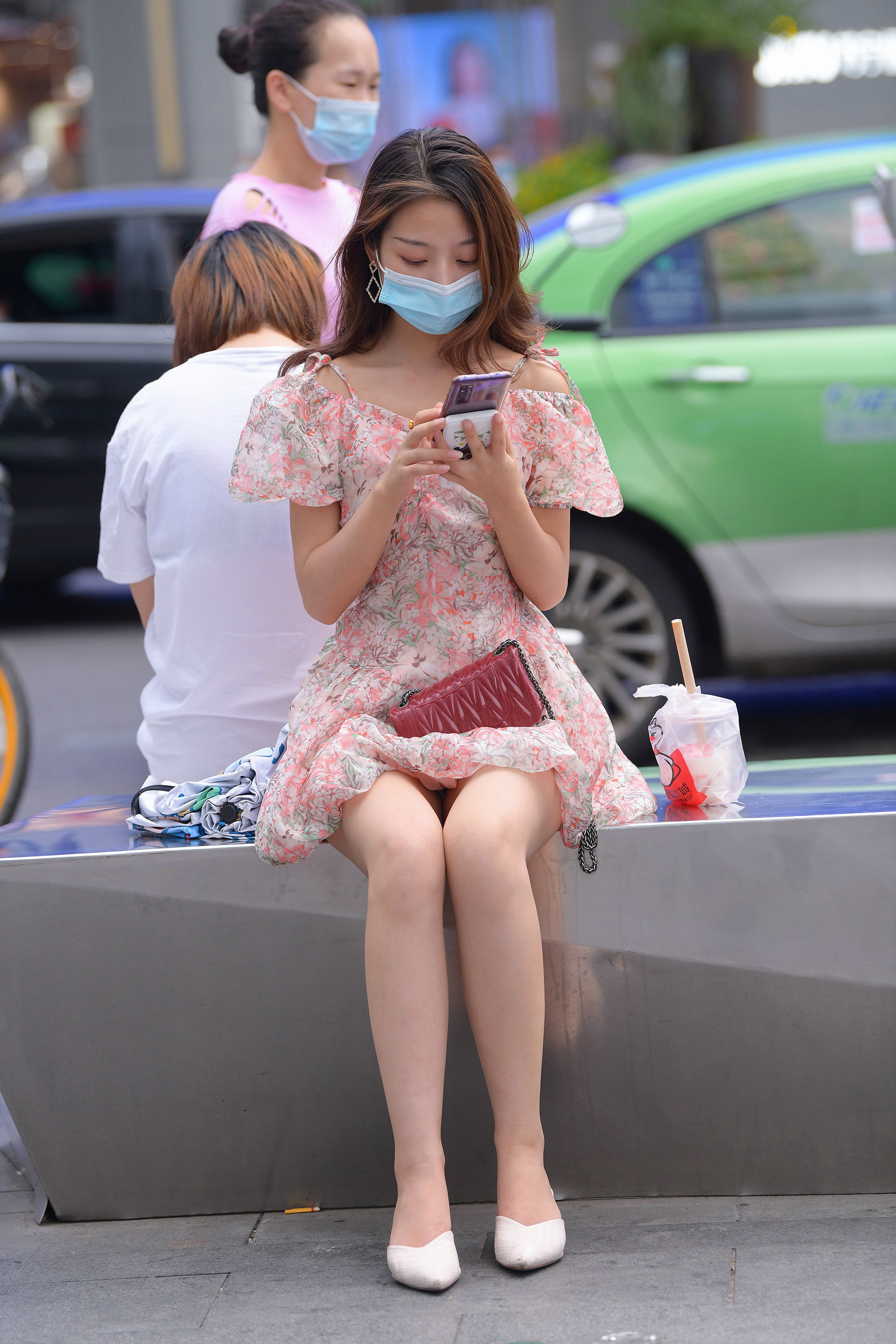  魔镜街拍,裙装,小姐姐,街拍,写真套图,LeYuan星乐园