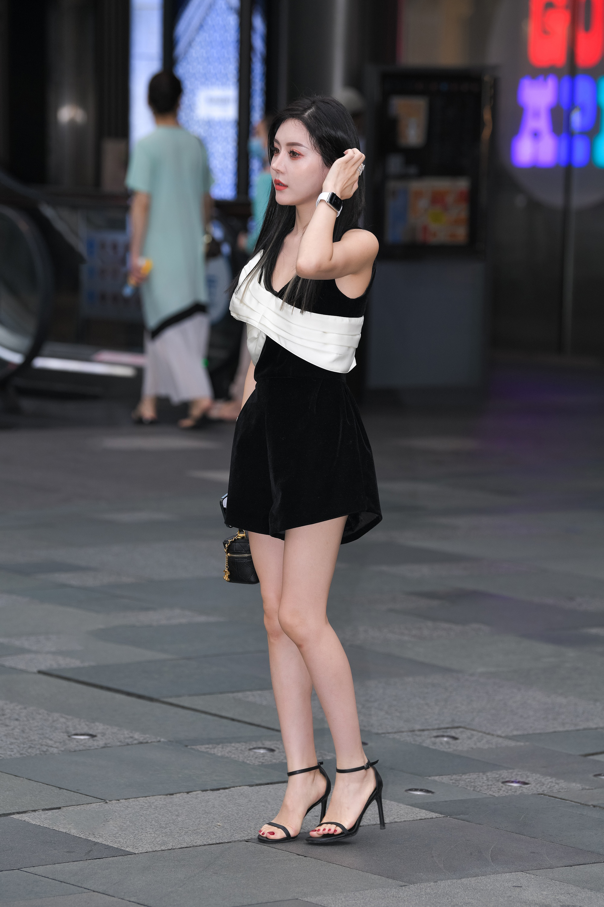  街拍鸭,魔镜街拍,,美女,街拍,写真套图,Tomoyo酱