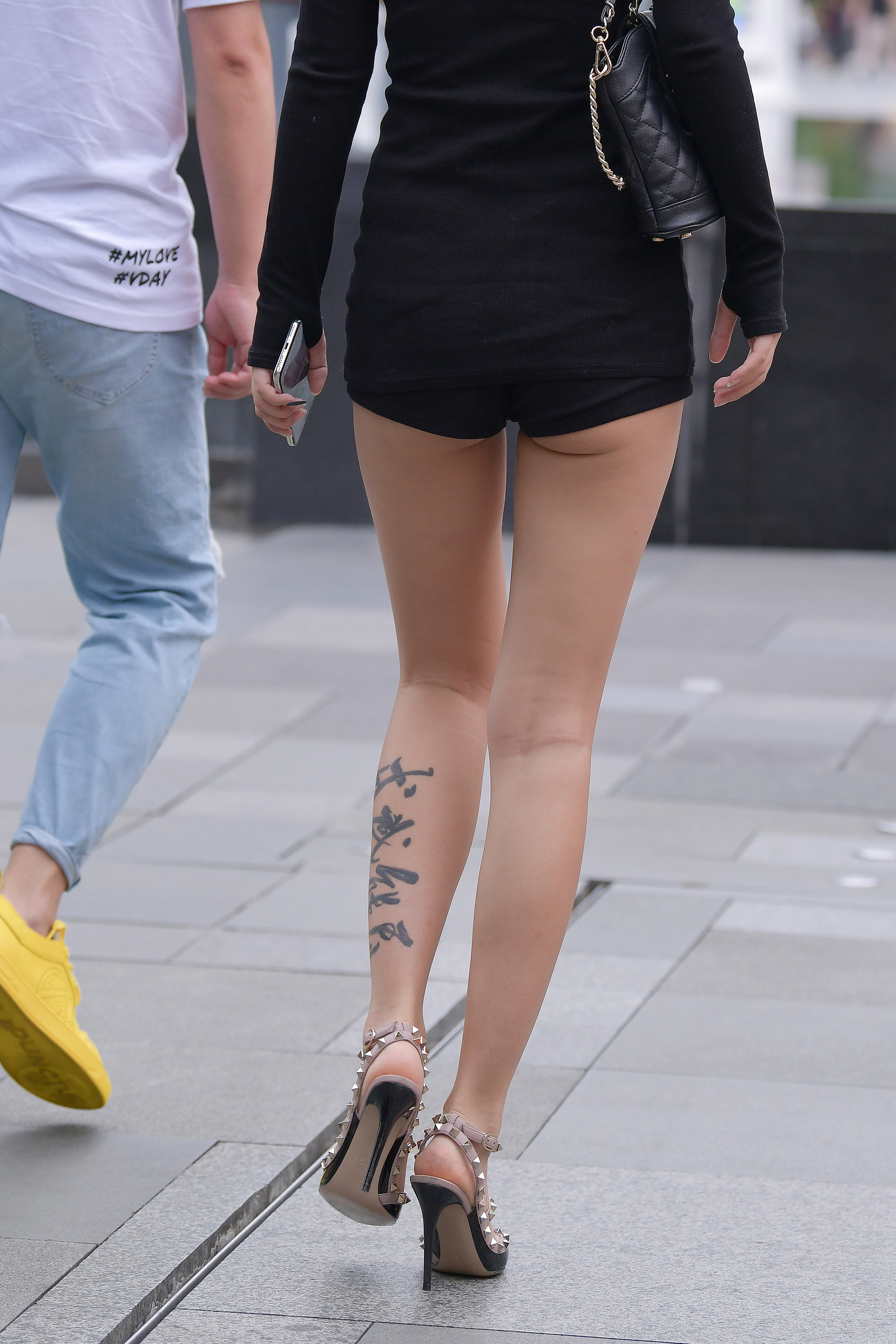  魔镜街拍,热裤,熟女,街拍,写真套图,思话写真