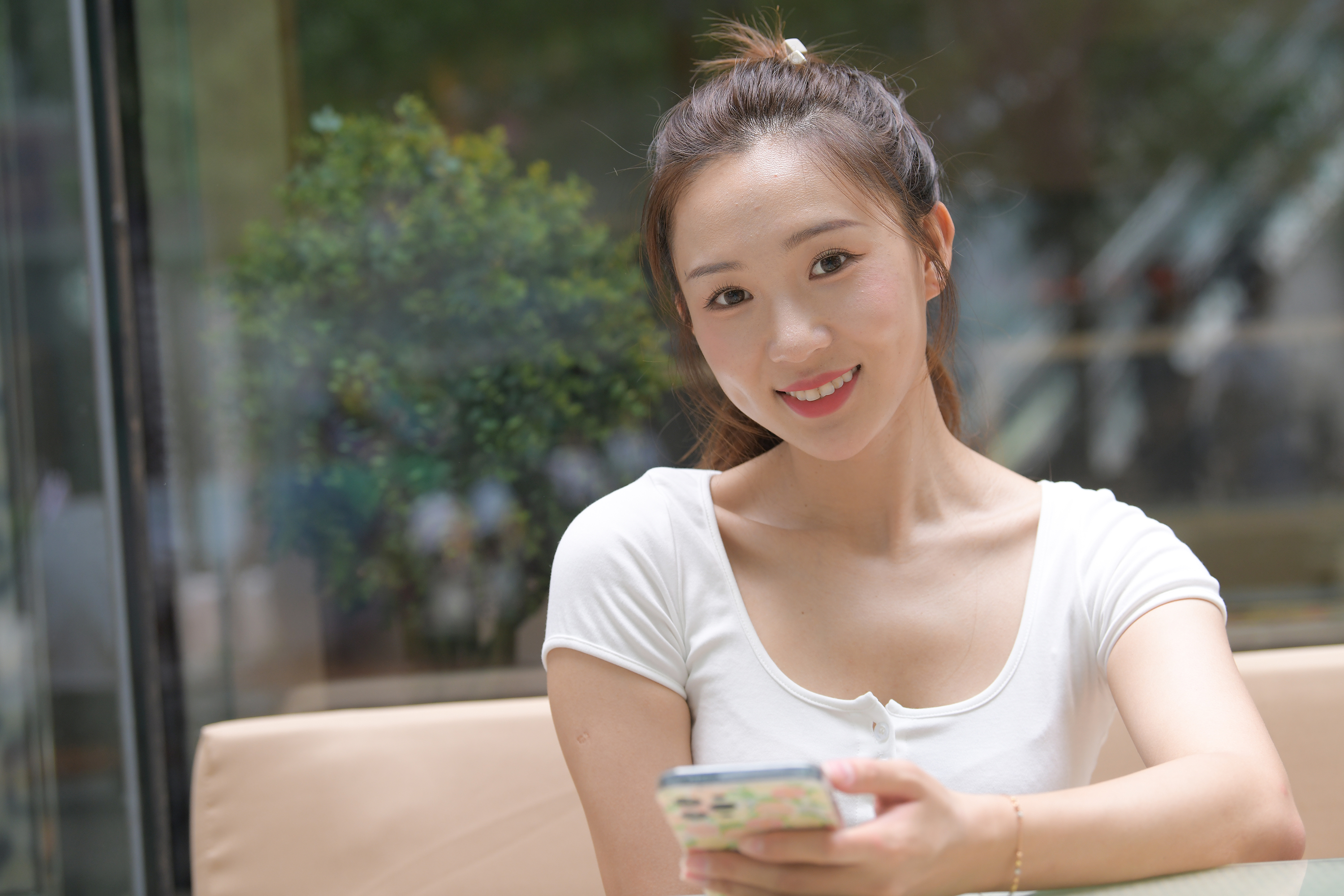  街拍鸭,魔镜街拍,紧身裤,少妇,街拍,写真套图,森萝财团